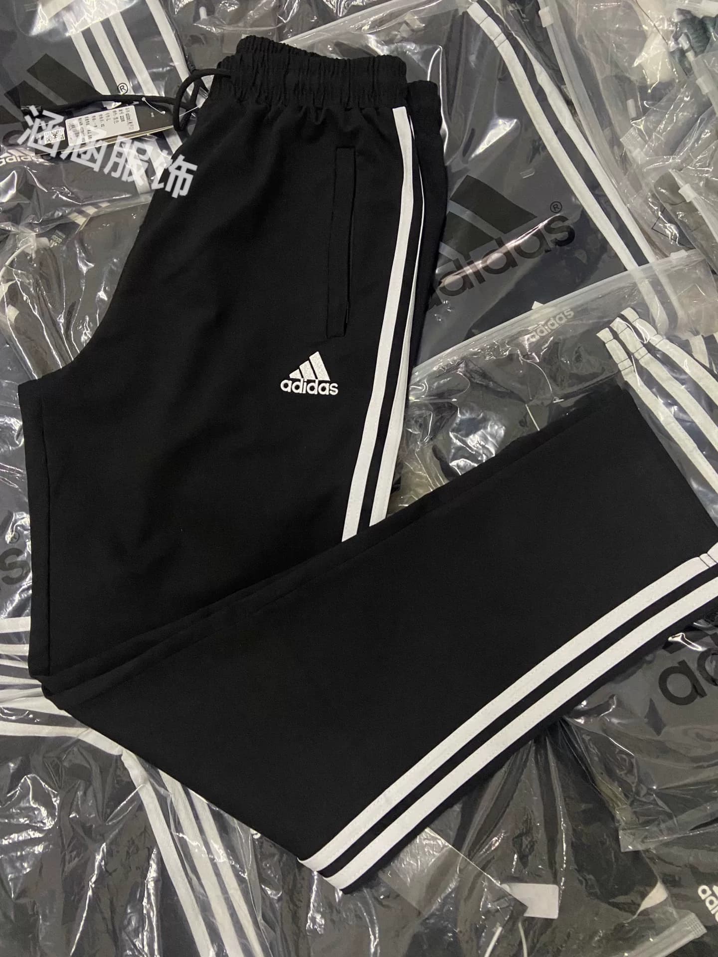 Устраните утечку!Настоящий снимок совершенно новых прямых брюк Adidas с вышивкой, черные спортивные повседневные брюки Adidas