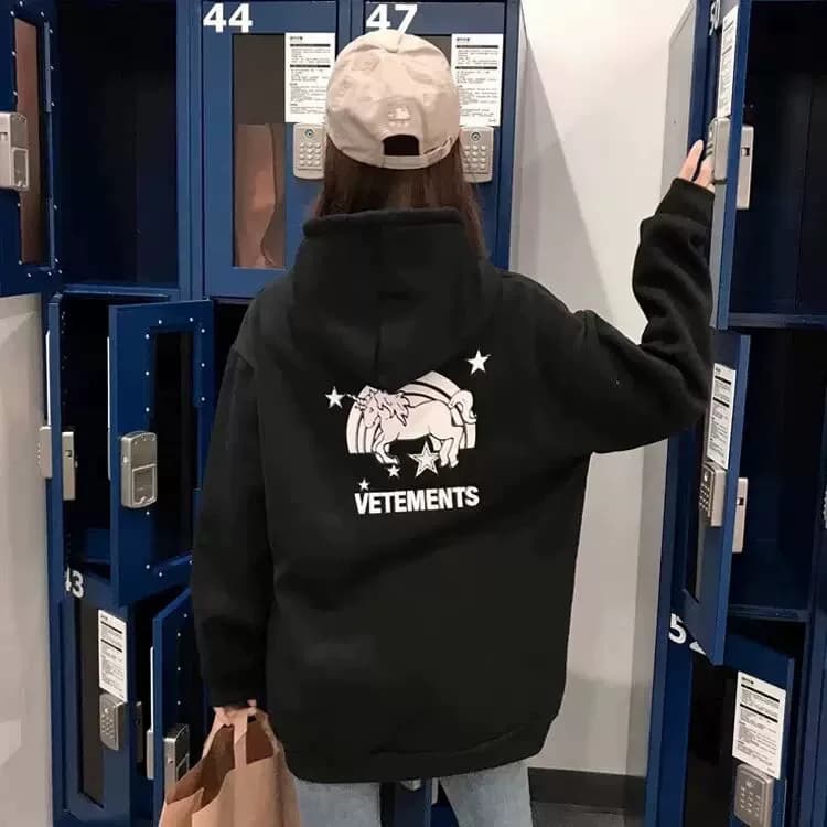 Новый единорог в стиле VETEMENTS от Li Xiaolu pgoneb