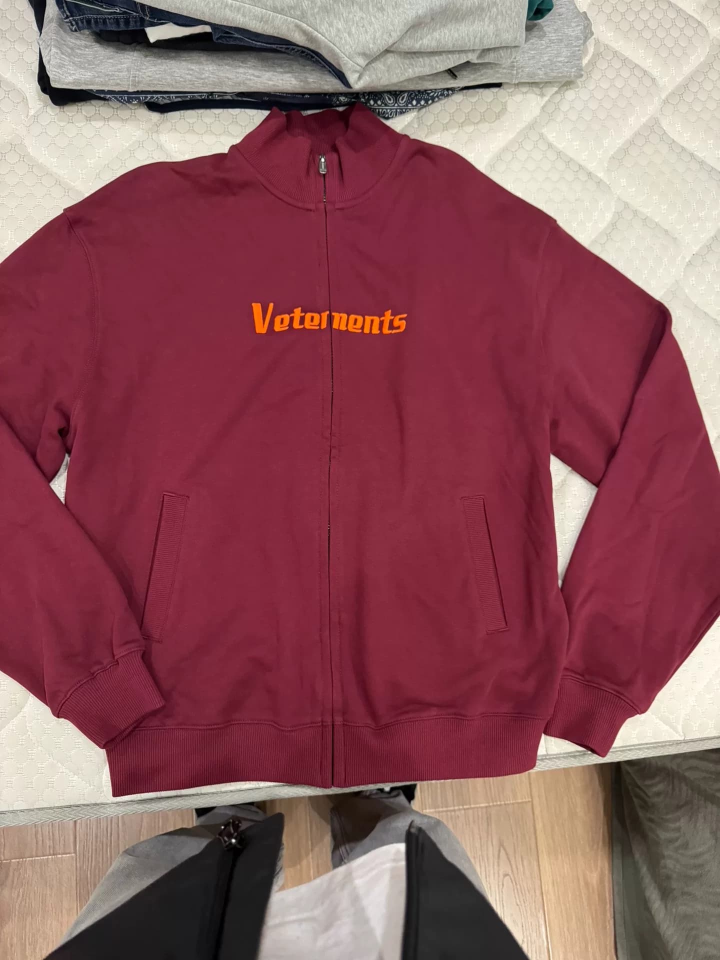 Свитер VETEMENTS, купленный Nanchang Ole, 173/135, свободного кроя