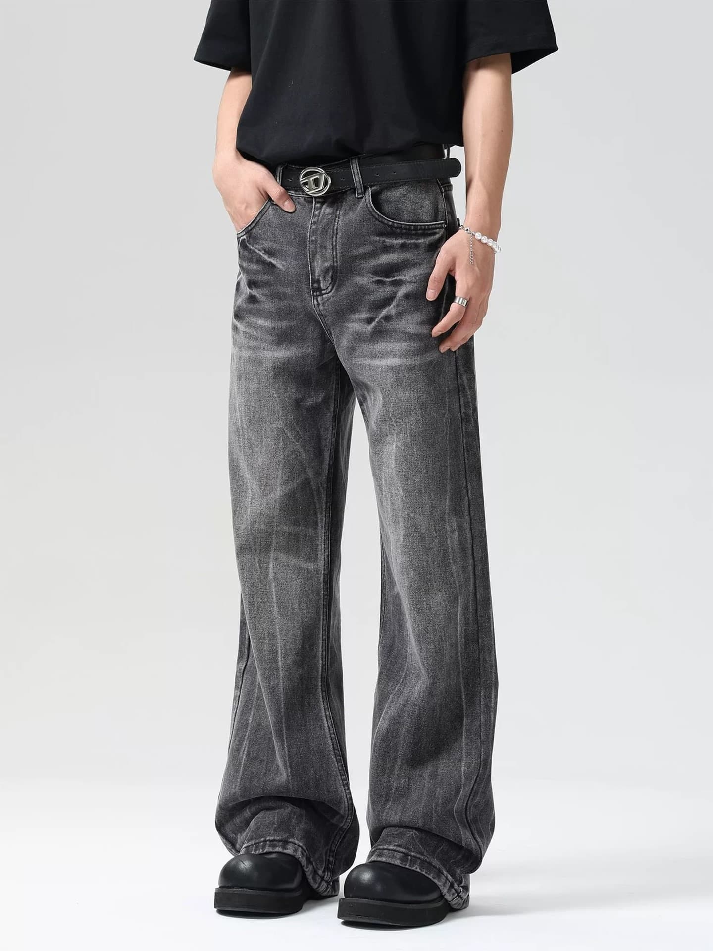 Джинсы с рисунком American lightning burst, черные брюки с микро-притачкой high street cleanfit, сильно застиранные