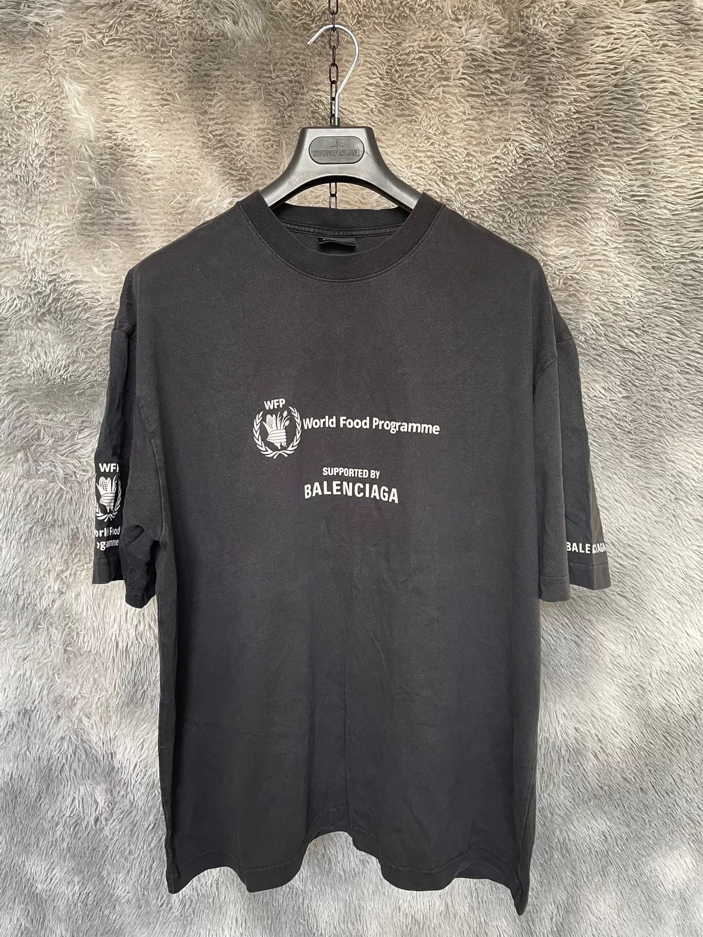 Balenciaga Модель Balenciaga WFP второго поколения с короткими рукавами XL размера