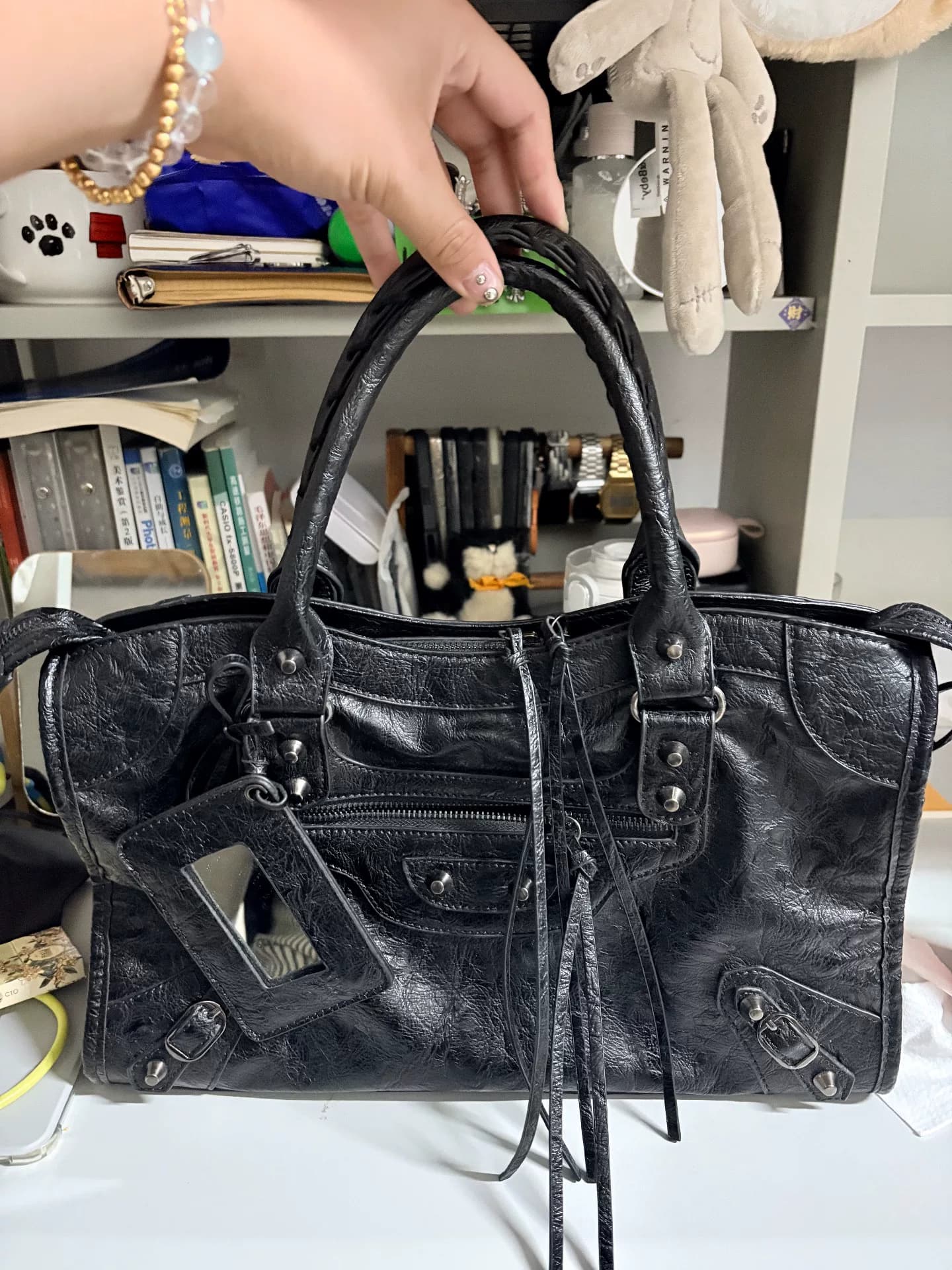 Мотоциклетная сумка Balenciaga black burst pattern классическая большая вместительность, само собой разумеется, особая вместительность