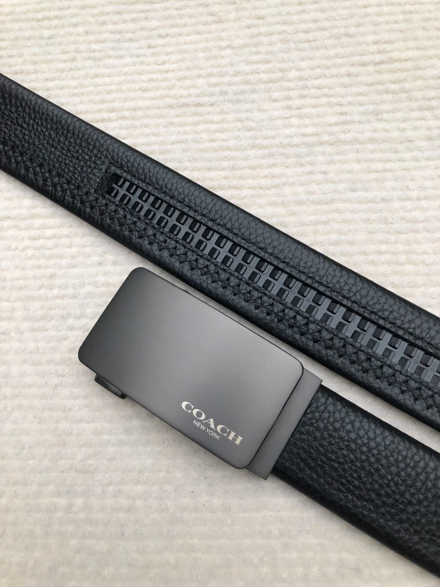 Мужской кожаный ремень Coach belt с автоматической пряжкой и рисунком личи, первый слой ремня из воловьей кожи, автоматический уход за ним