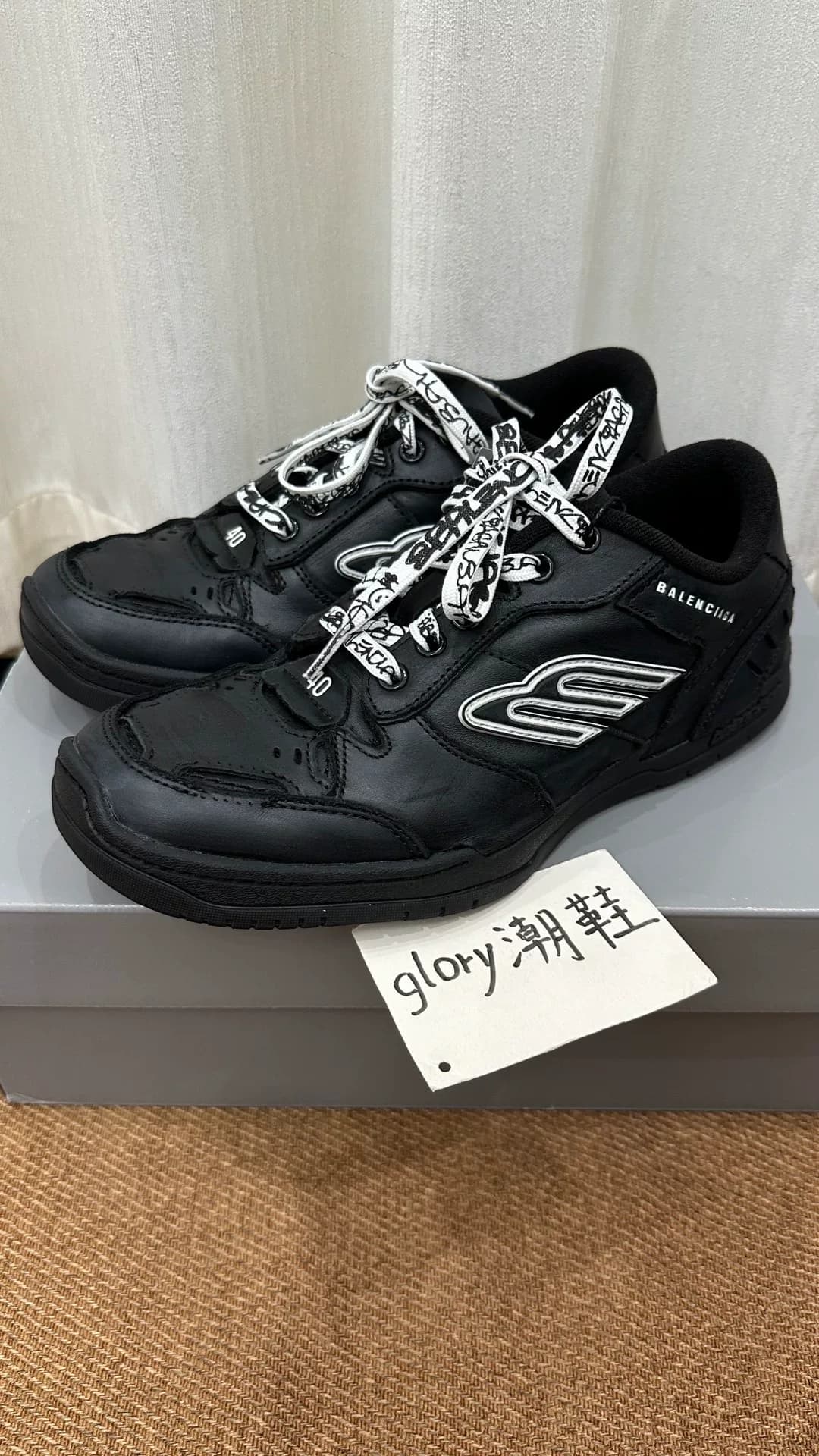 Balenciaga Парижская Венеция HAMPTONS W