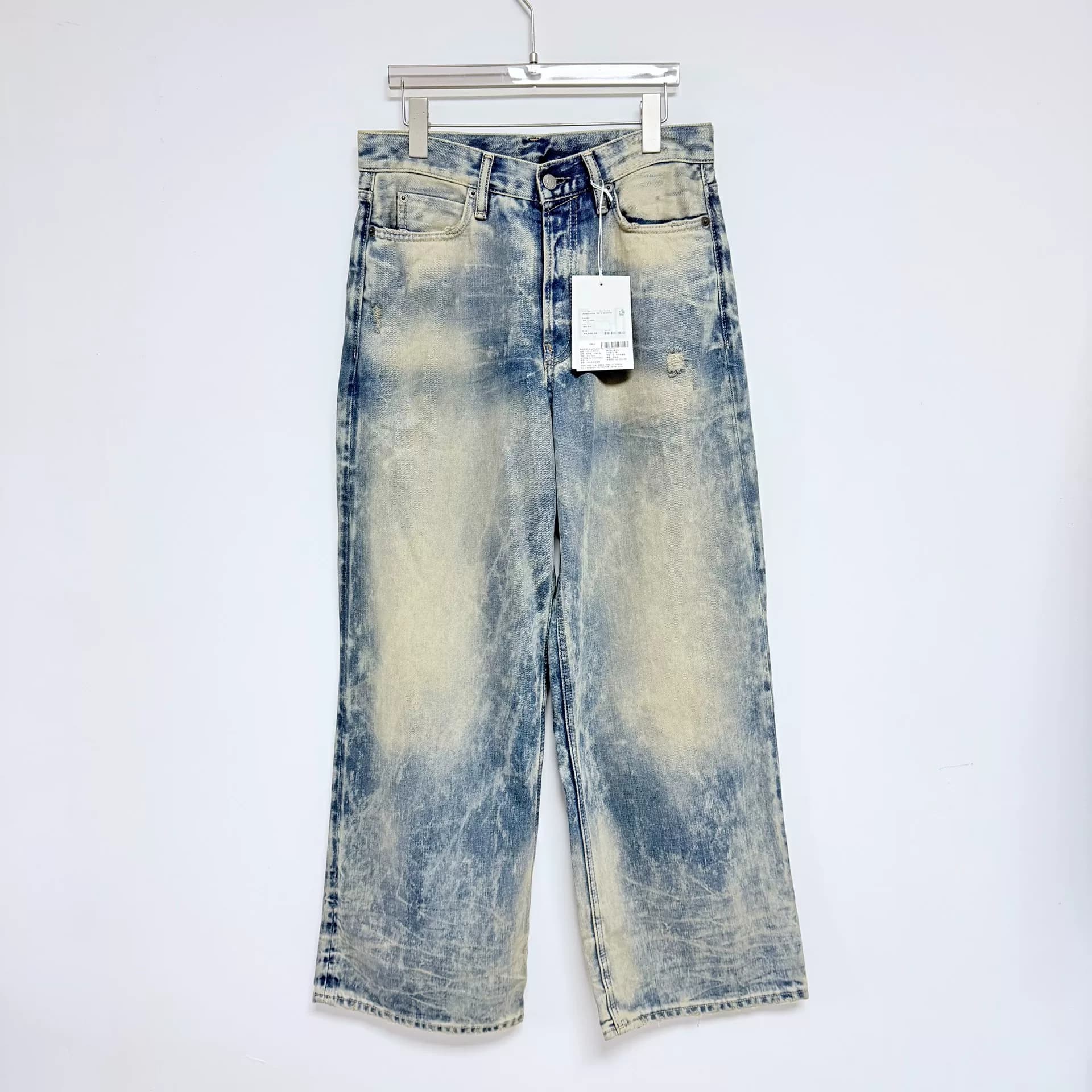 Серия постиранных потертых джинсов Acne studio 1981 года выпуска