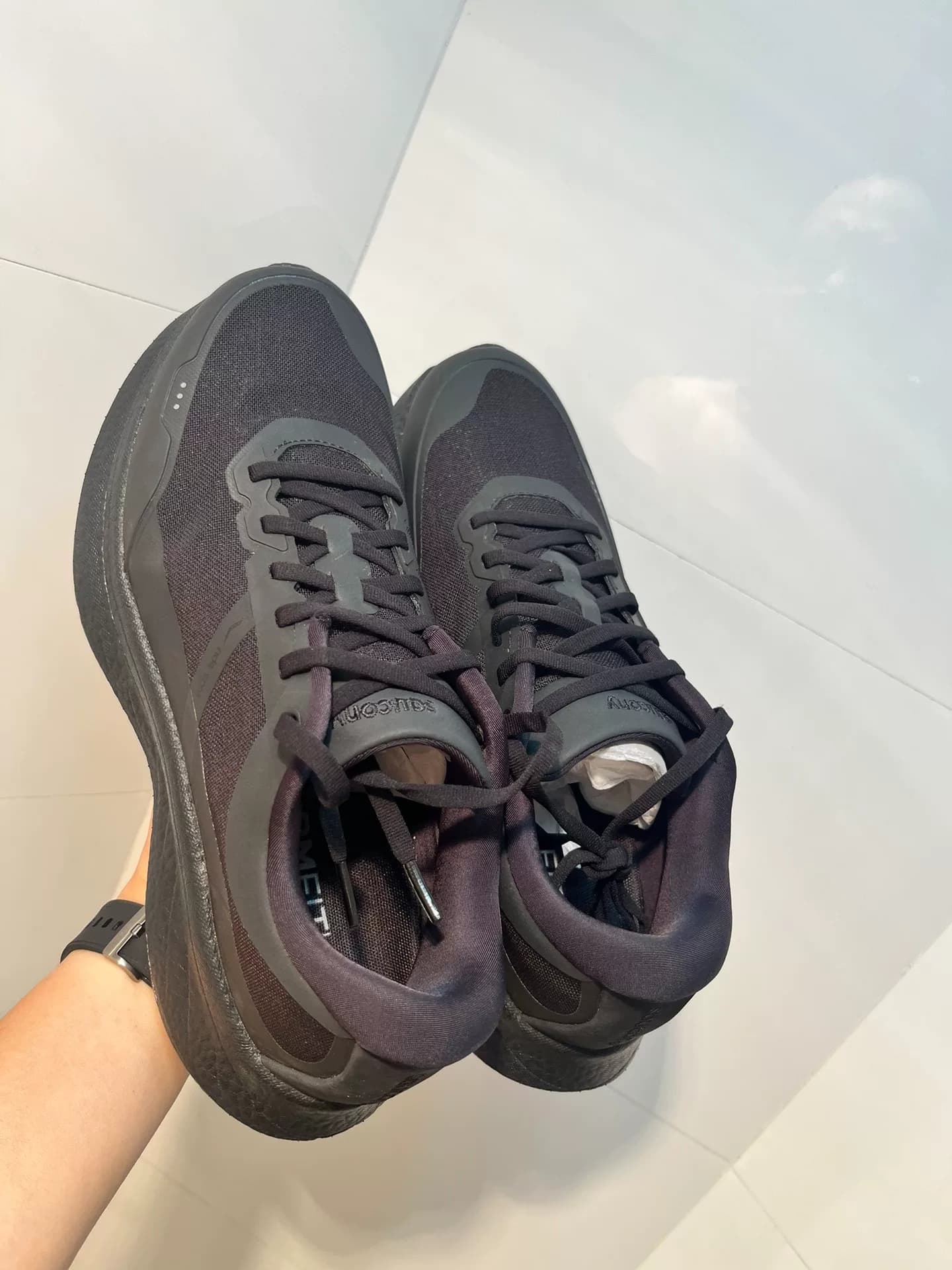 кроссовки Sokoni Yutu CMT Black Warrior 42,5/44 размера