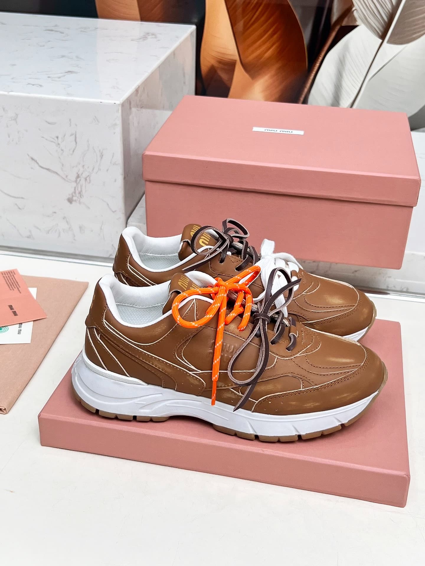 Женская серия miumiu casual daddy shoes высокого класса