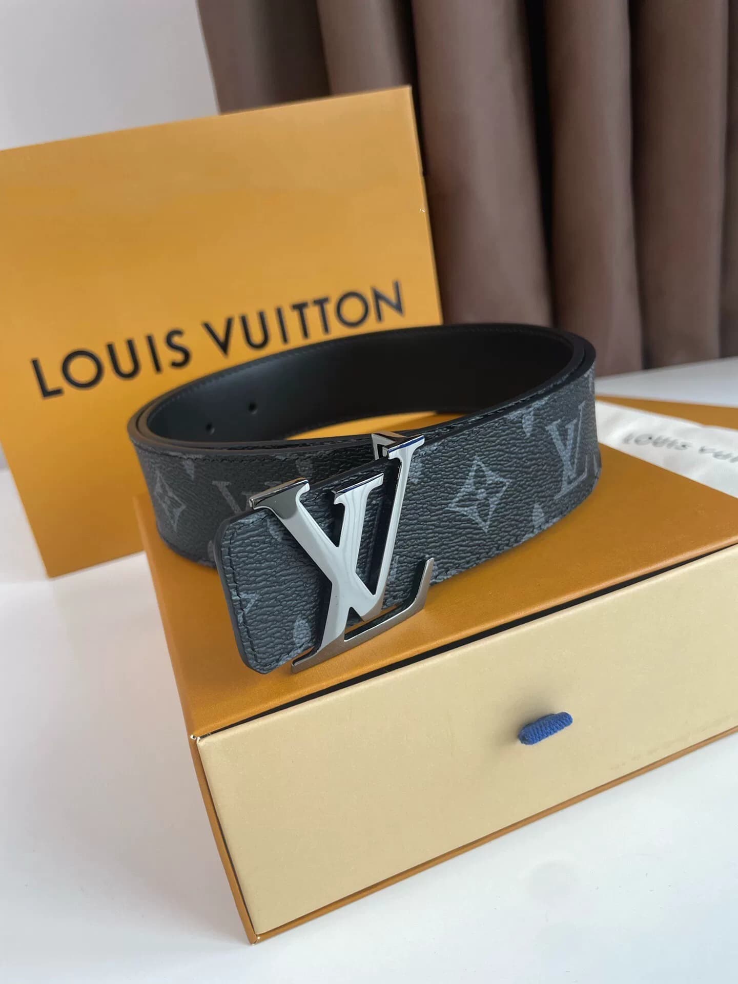Подлинный мужской кожаный ремень LV Louis Vuitton из натуральной кожи