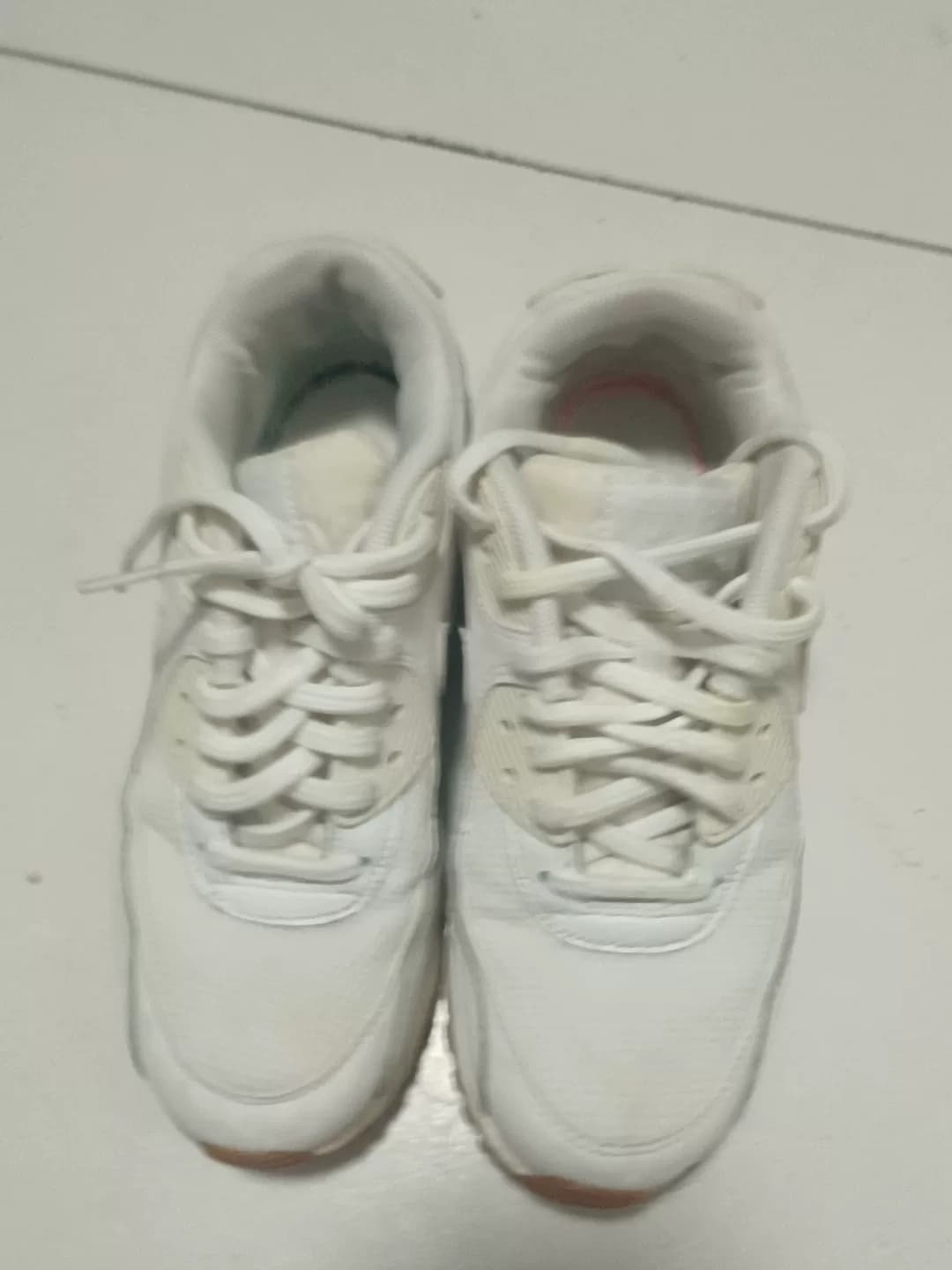 Кроссовки Nike Air Max 90 белого цвета, размер 37,5, верхняя часть обуви