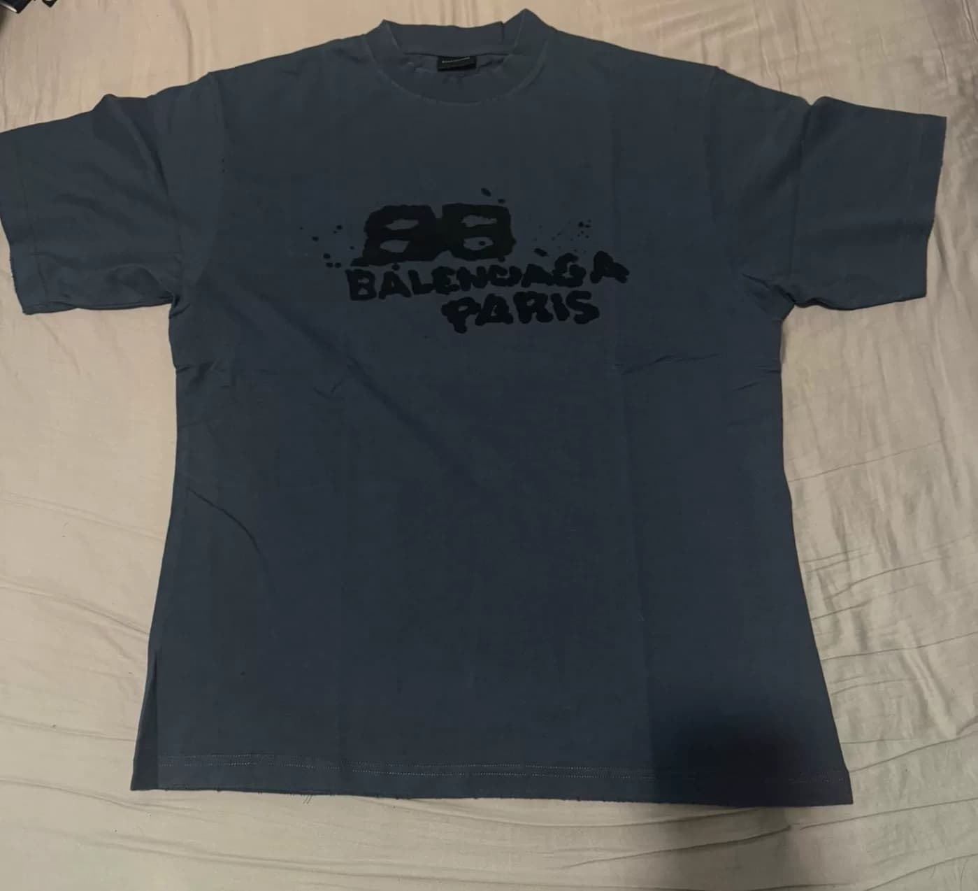 Balenciaga Футболка Balenciaga с короткими рукавами, размер S, серо-голубая, длина 7