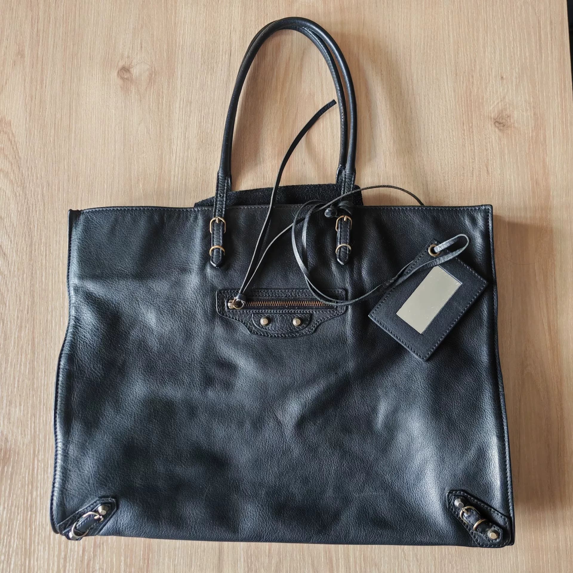 Balenciaga Черная мотоциклетная сумка Balenciaga большого размера