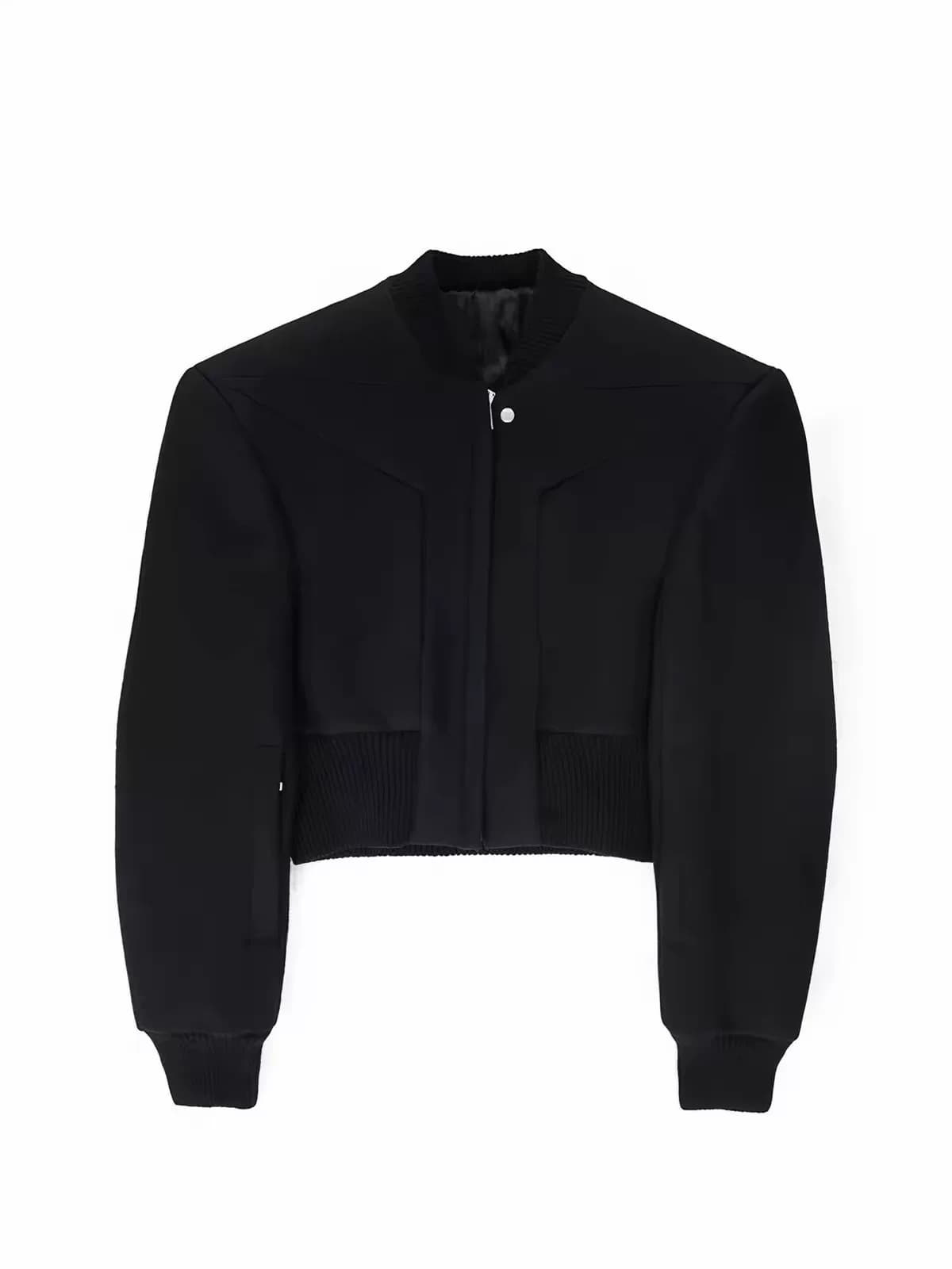 Модель Rickowens FW23 Luxor Edfu Flig