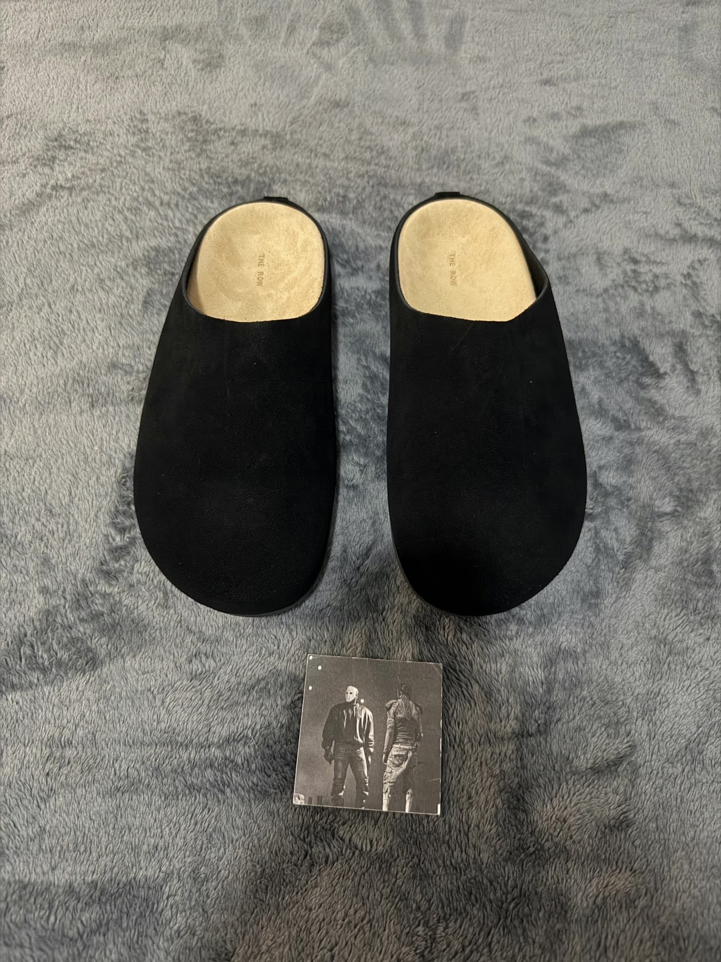 РЯД минималистичных туфель Birkenstock