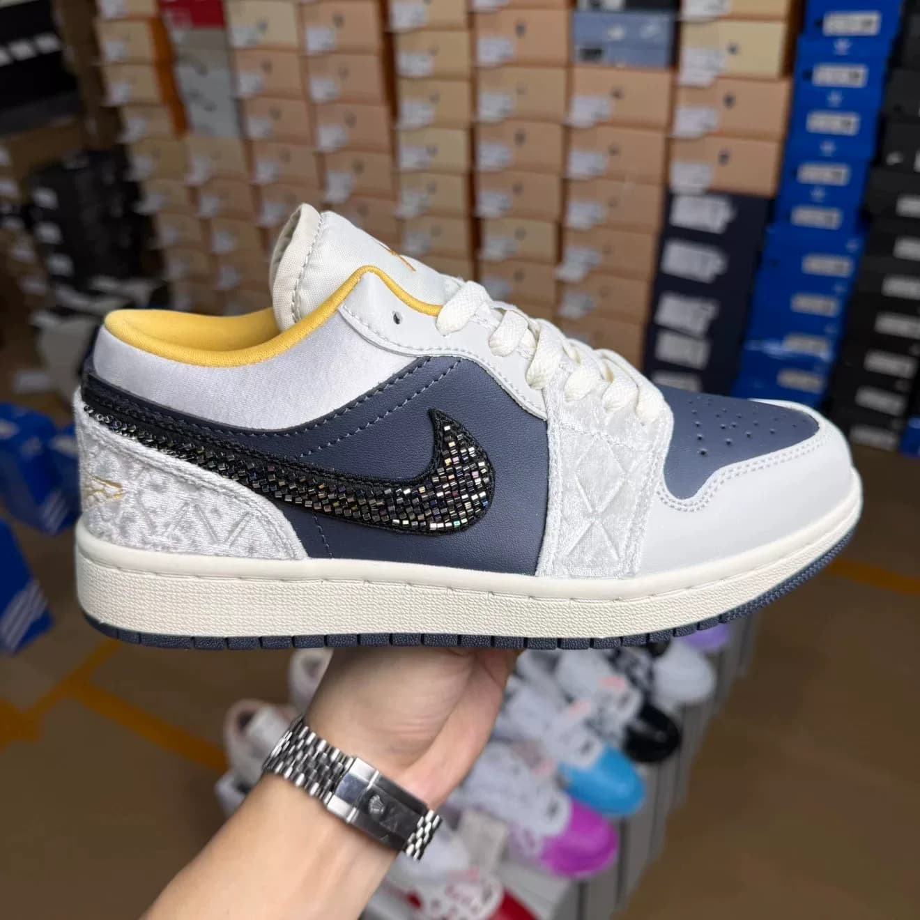 Средняя кожа - это неплохо для Air Jordan
