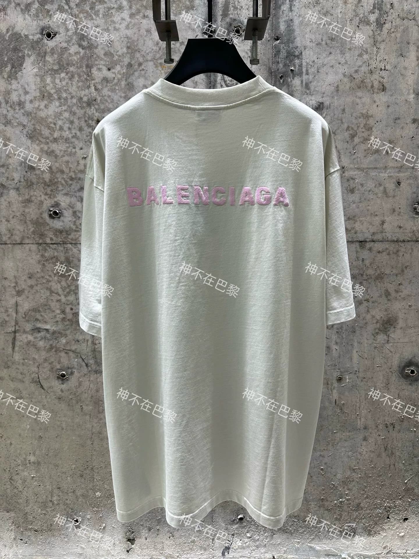 Элитная версия Balenciaga Короткие шорты Balenciaga 25FW розового цвета с вышивкой спереди и сзади