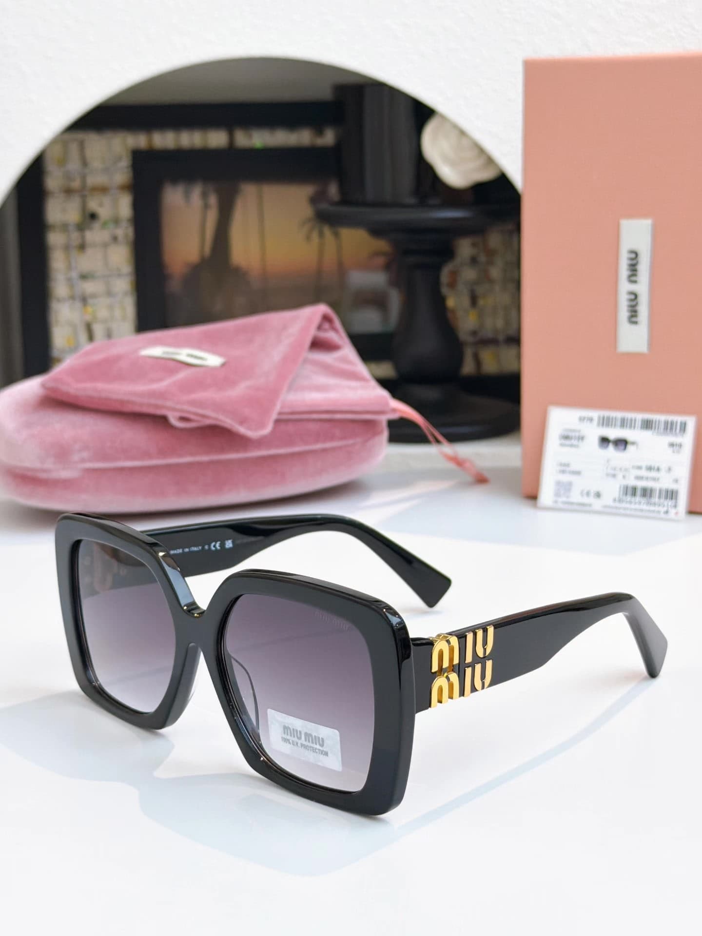 Солнцезащитные очки miumiu smu10y Солнцезащитные очки Miu Miu Ming
