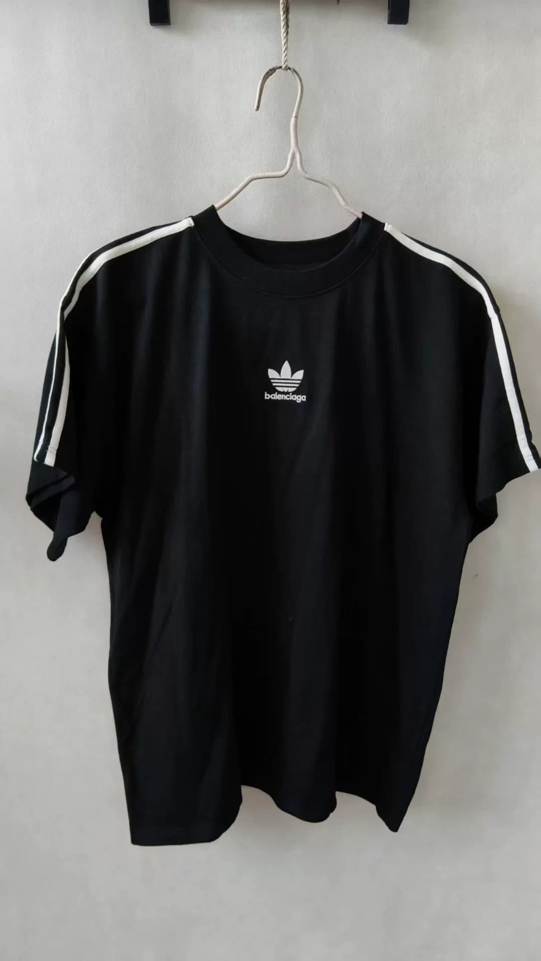 Черная футболка Balenciaga x Adidas с коротким рукавом, размер S
