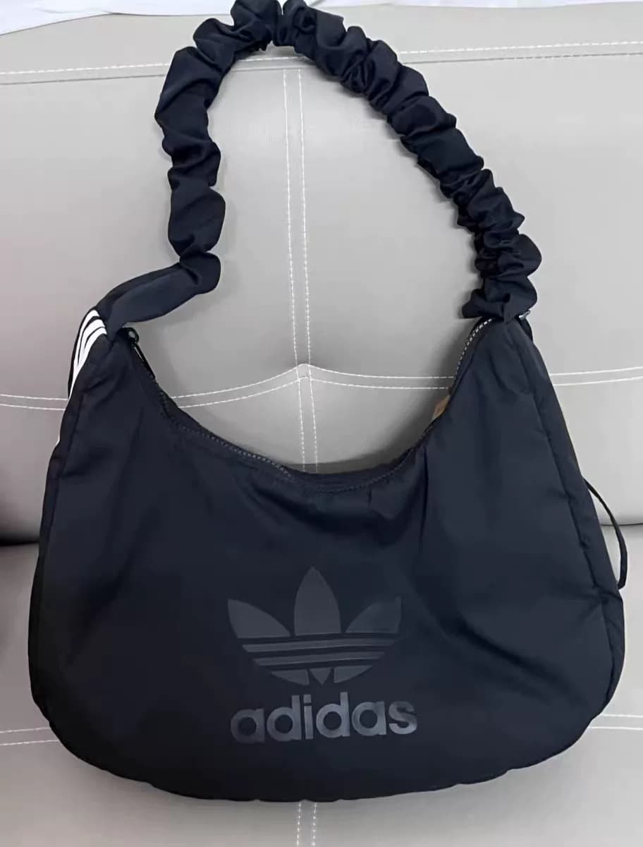 сумка adidas adidas clover black cloud, совершенно новая, с биркой!