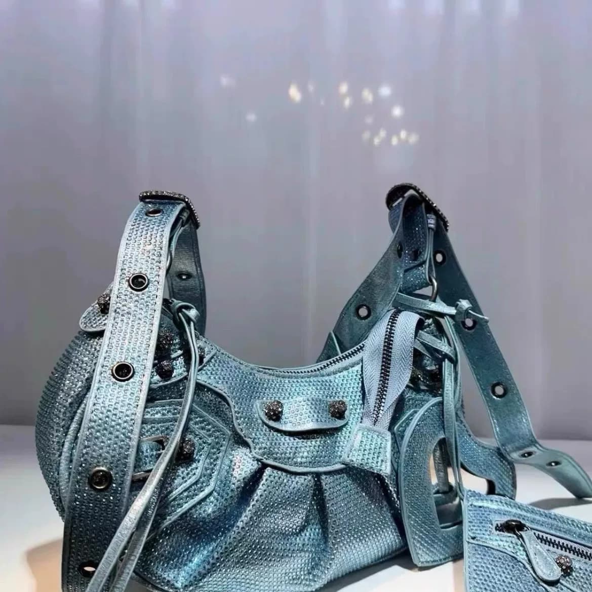 Balenciaga мотоциклетная сумка Balenciaga светло-голубая