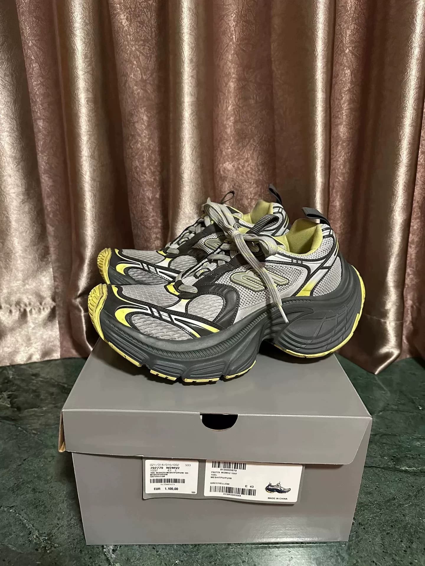 Кроссовки Balenciaga Balenciaga 10xl Серо-желтые