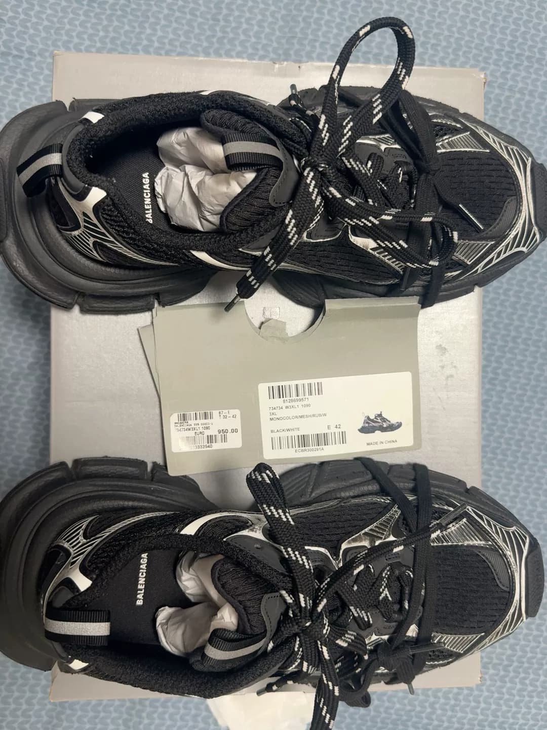 99 Новые аутентичные черные с серебром туфли Balenciaga 3XL daddy, размер 42, цвет оригинальной коробки очень хороший!