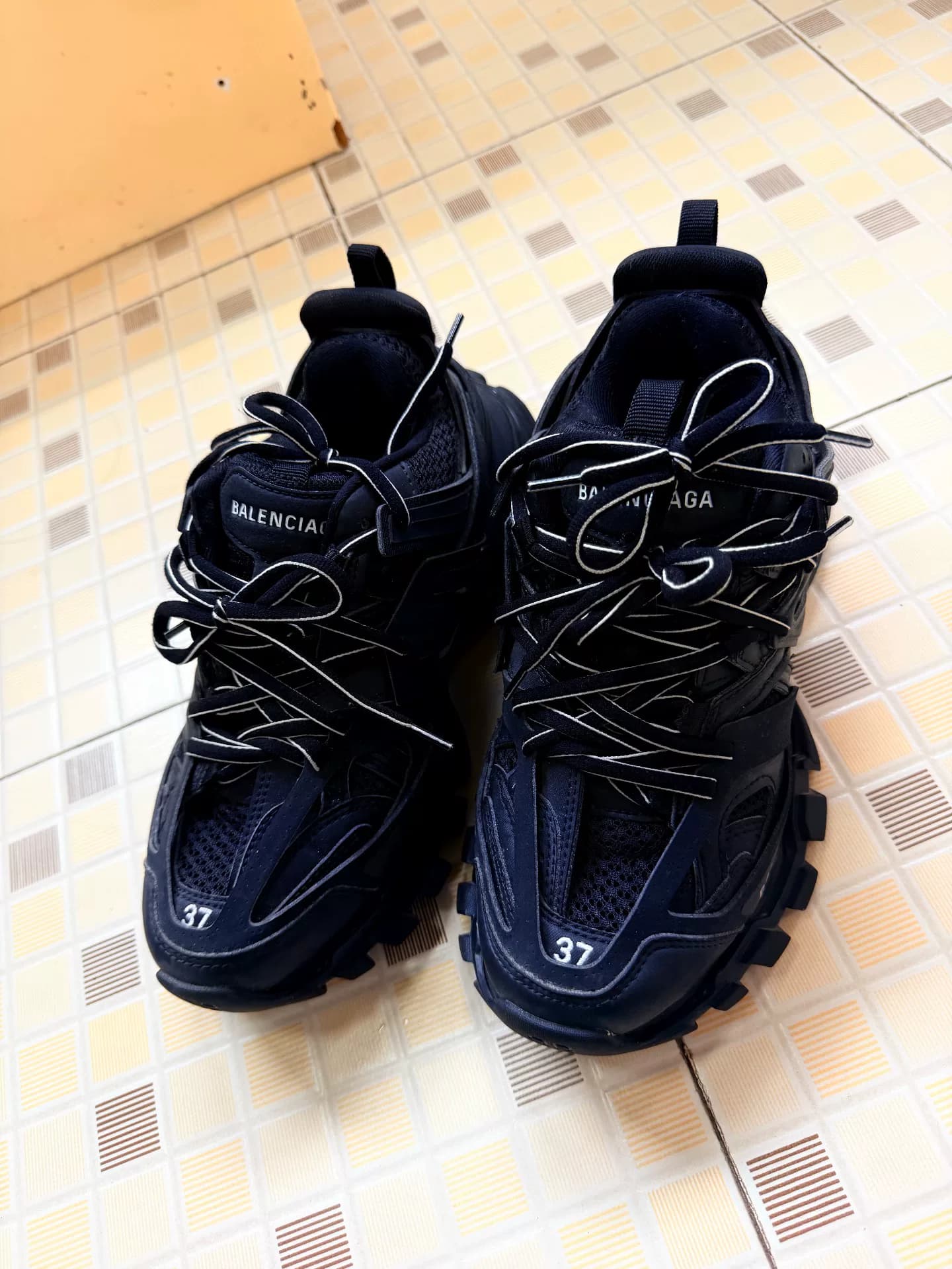 Кроссовки Balenciaga Balenciaga daddy 37 размера