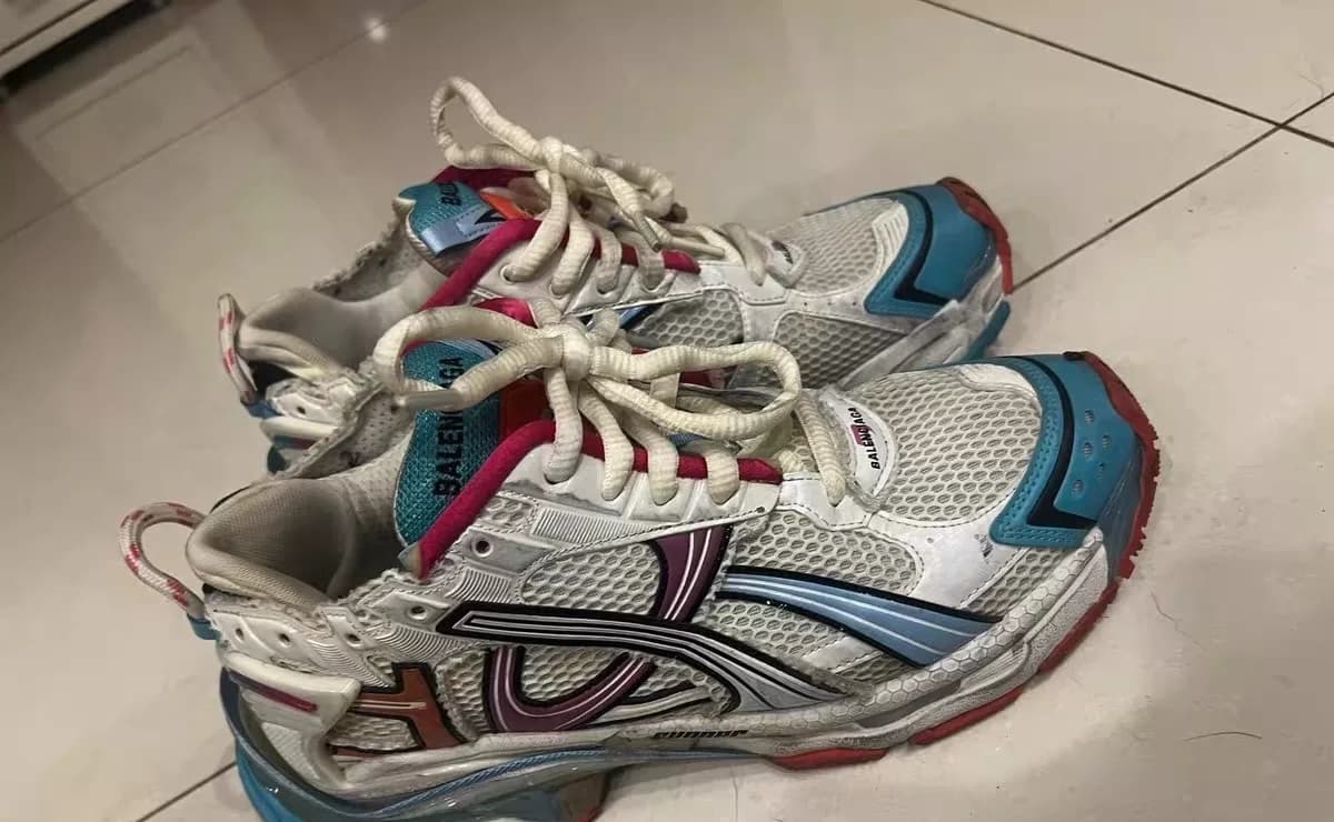 XA-версия Balenciaga runner 7.5 серии белого цвета, купленная и надетая три и четыре раза