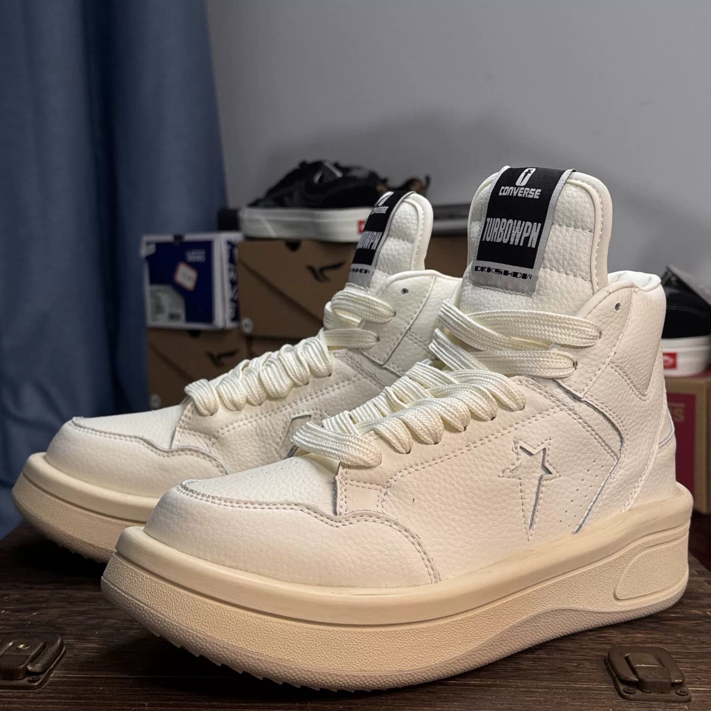 Кроссовки Rick Owens x Converse белого цвета с толстым дном