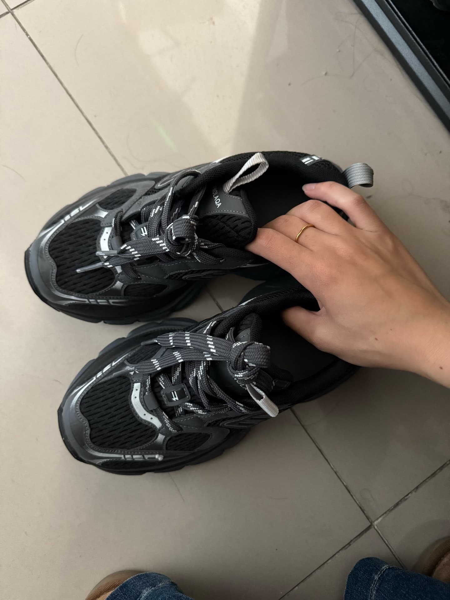 Туфли Balenciaga 10XL daddy, черные, размер 38, абсолютно новые, не ношенные, на толстой подошве старого образца