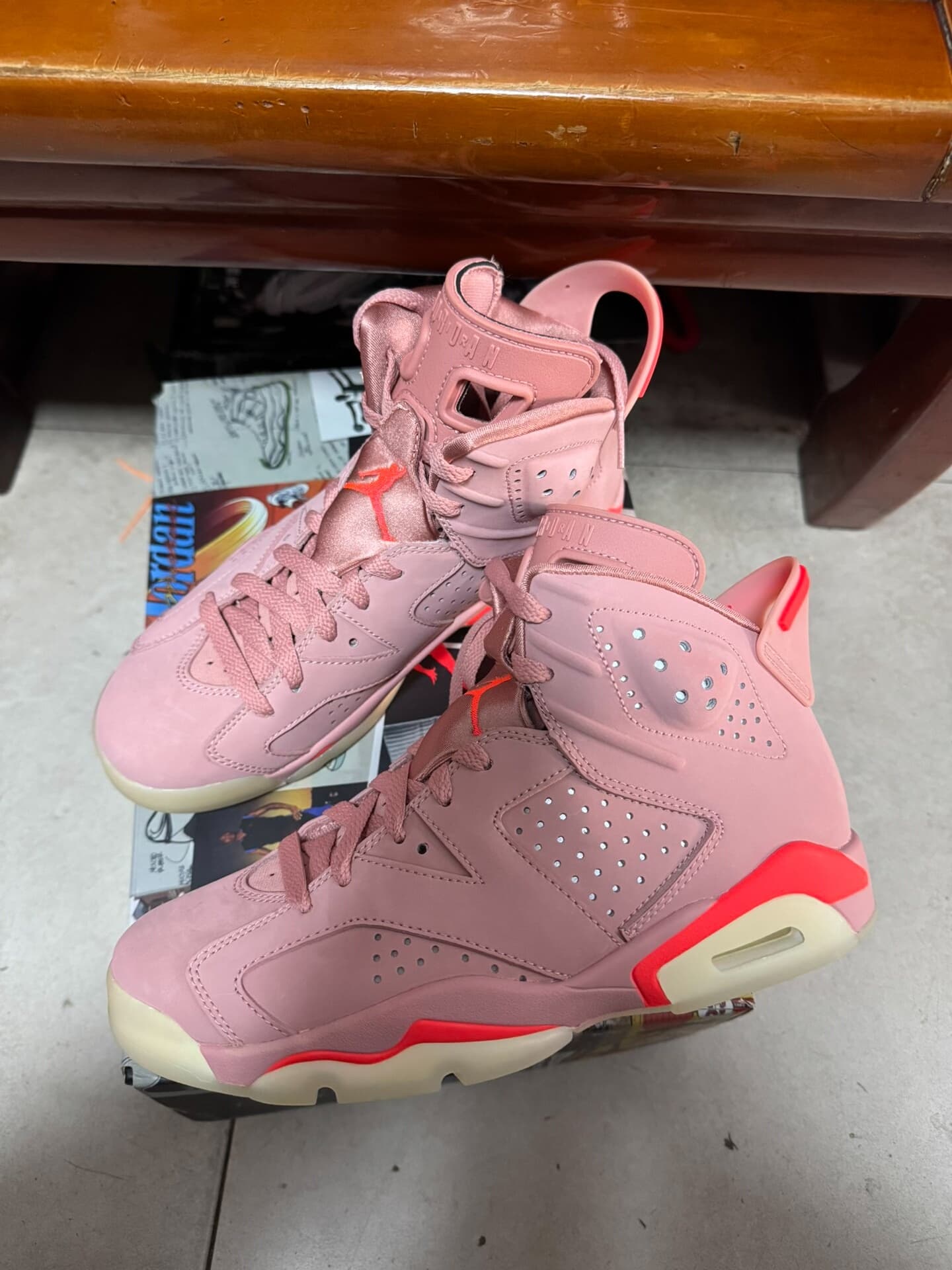 кроссовки Nike AirJordan 6 nrg aleali