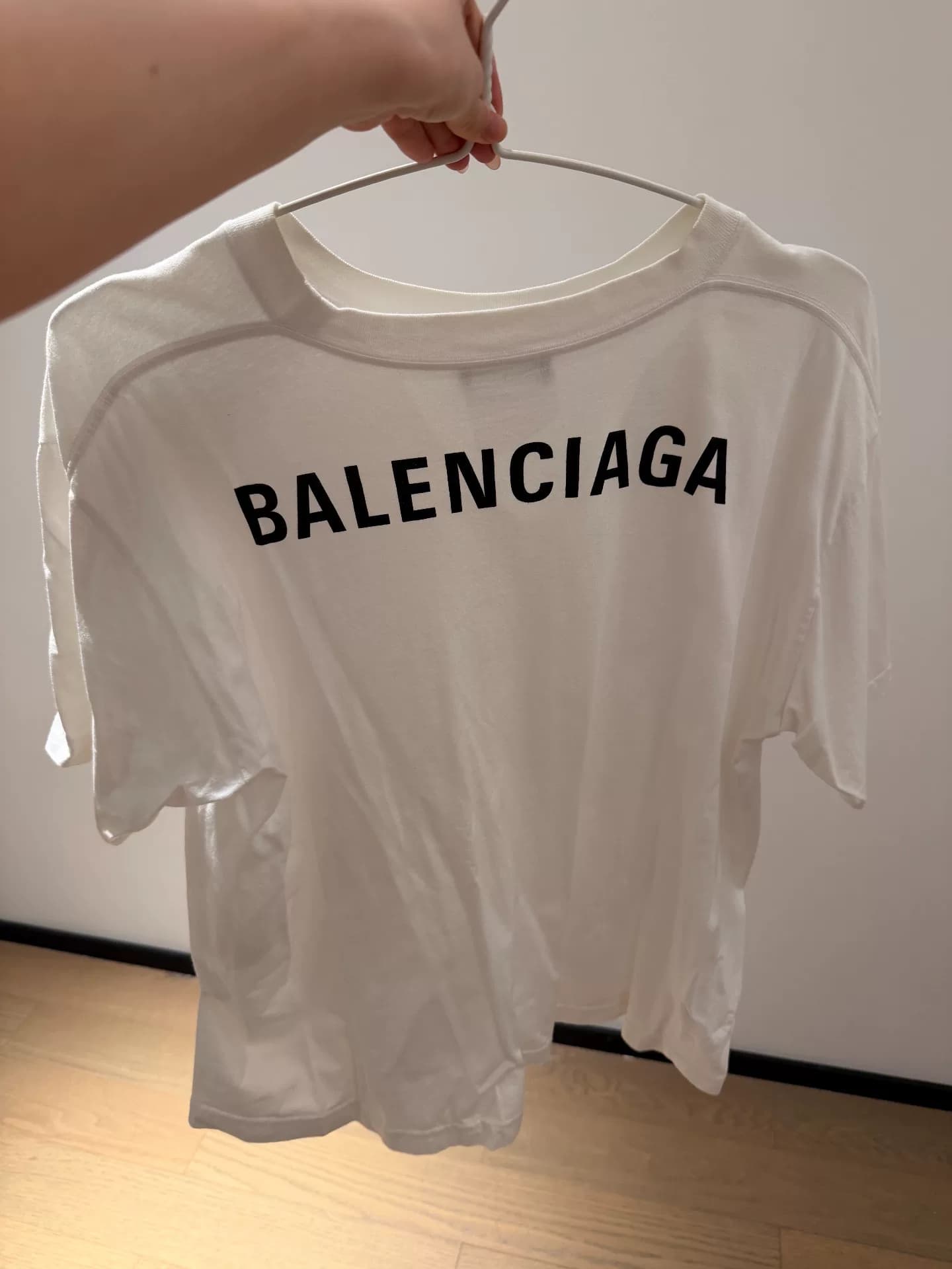 Balenciaga Футболка Balenciaga с короткими рукавами и буквами на спине женская M