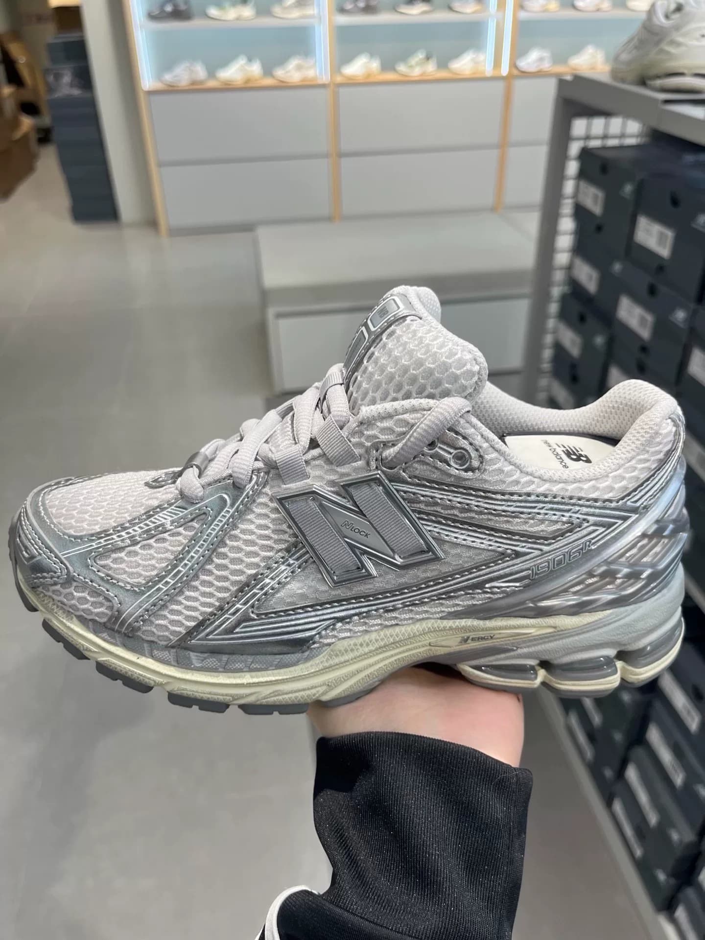 New Balance NB 1906R удобные и мягкие