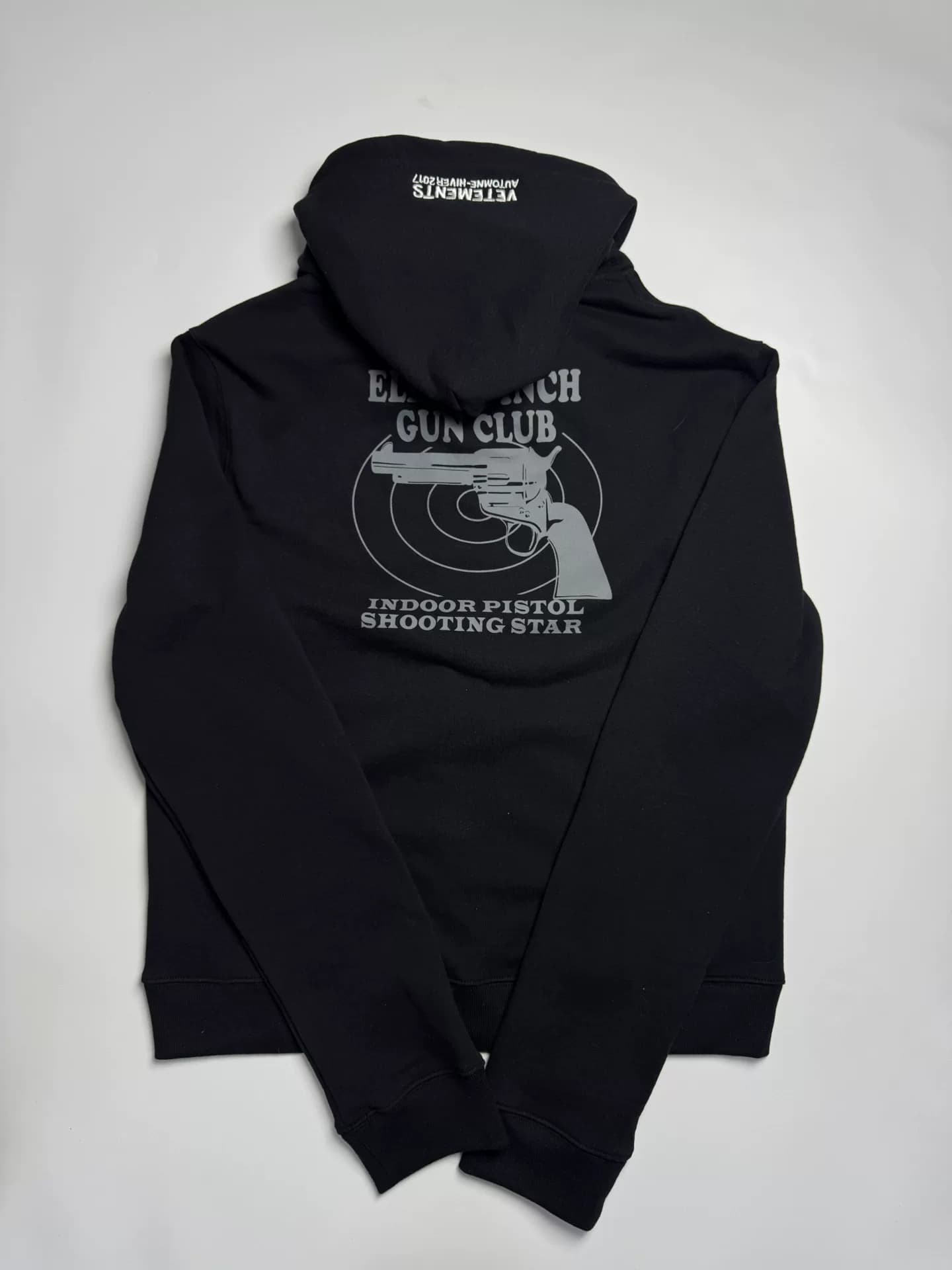 v7ion home VETEMENTS 2016AW слева