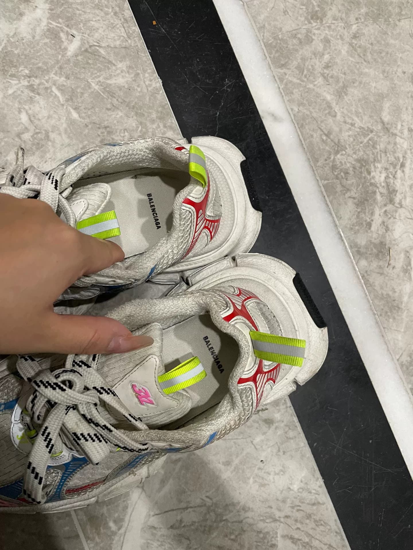Цвет очень хороший, туфли для папы Balenciaga Balenciaga 3XL, белые, красные и синие