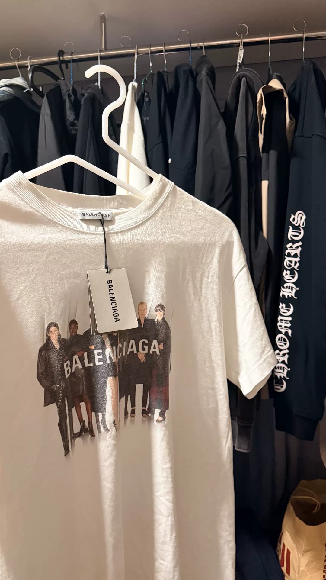 Белая футболка с портретным принтом Balenciaga от Balenciaga