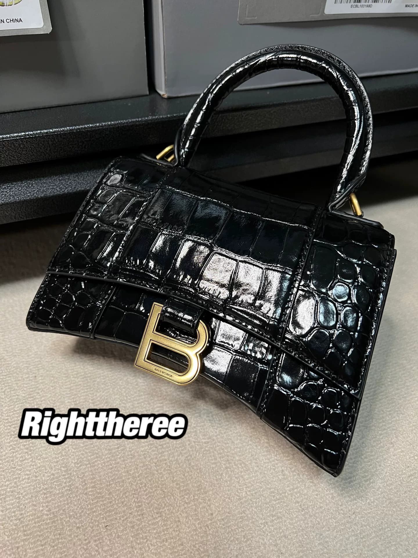 Balenciaga Песочные часы Balenciaga с пряжкой из черного золота