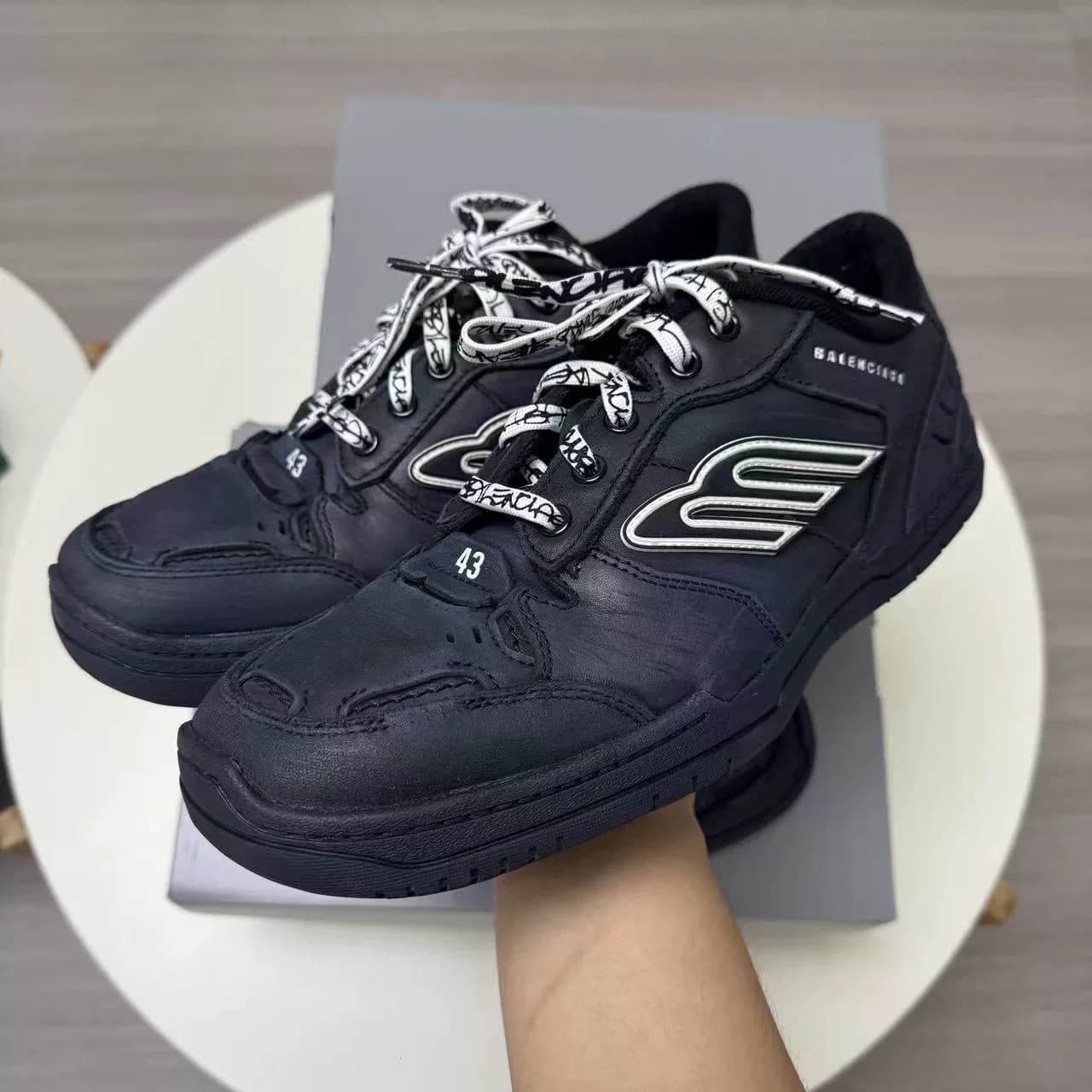 Balenciaga Balenciaga HAMPTONS W
