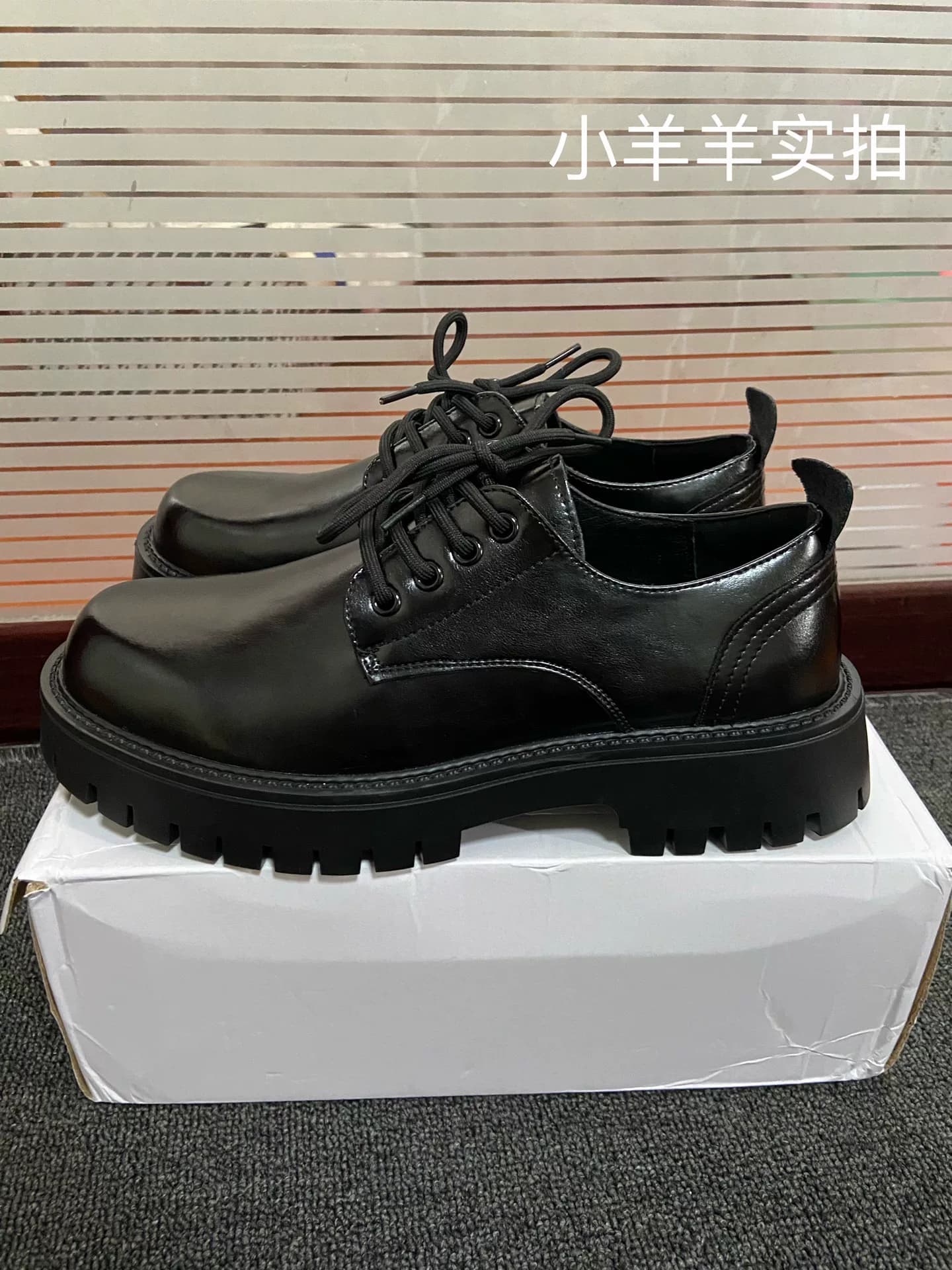 Kenjiama Balenciaga заменяет ту же кожаную обувь для дерби 25ss