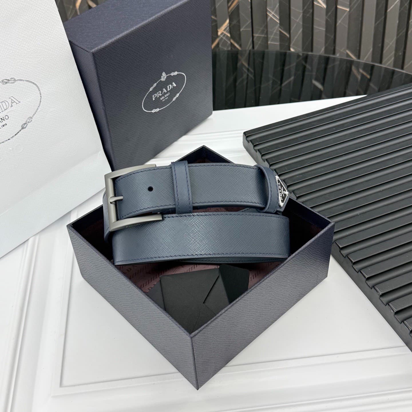 Пояс Prada belt шириной 3,5 см