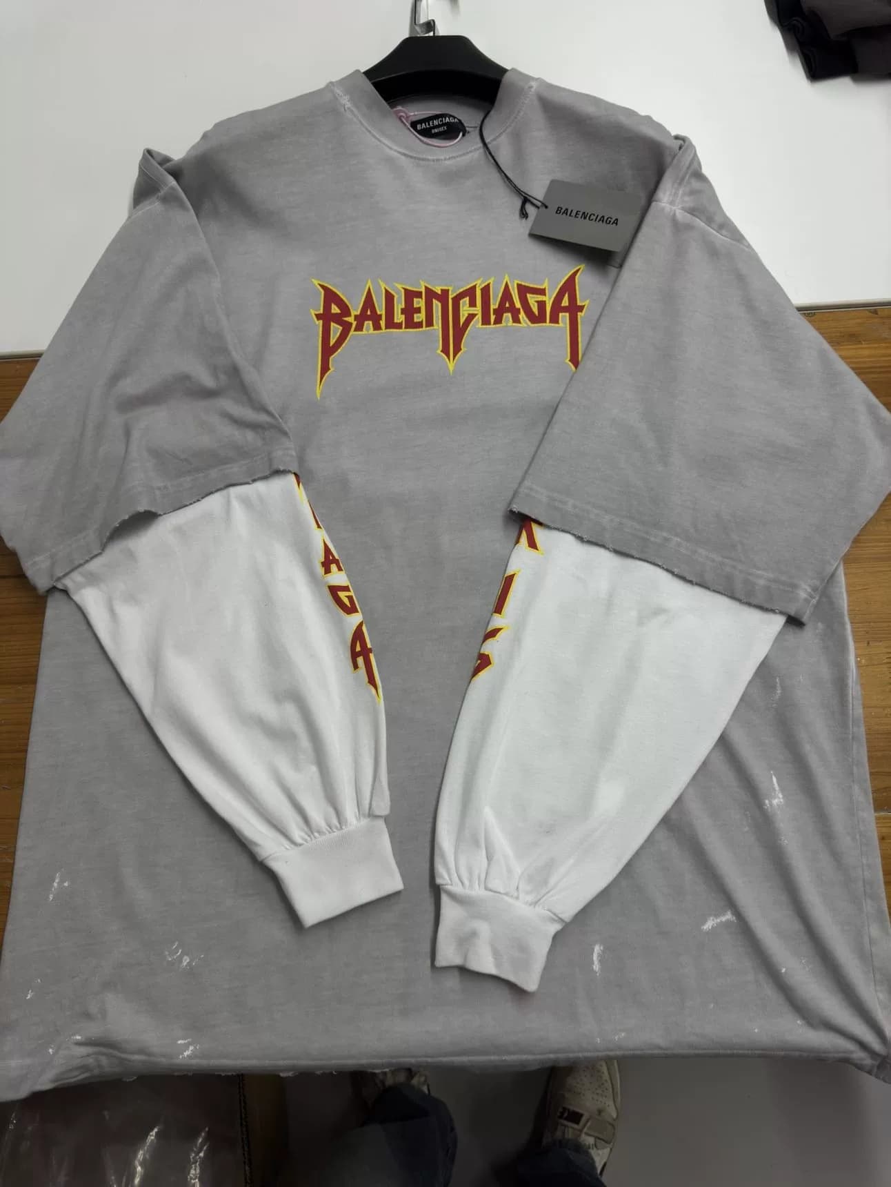 Самый низкий уровень во всей сети!!!Balenciaga Свитер Balenciaga из искусственной кожи, состоящий из двух частей S
