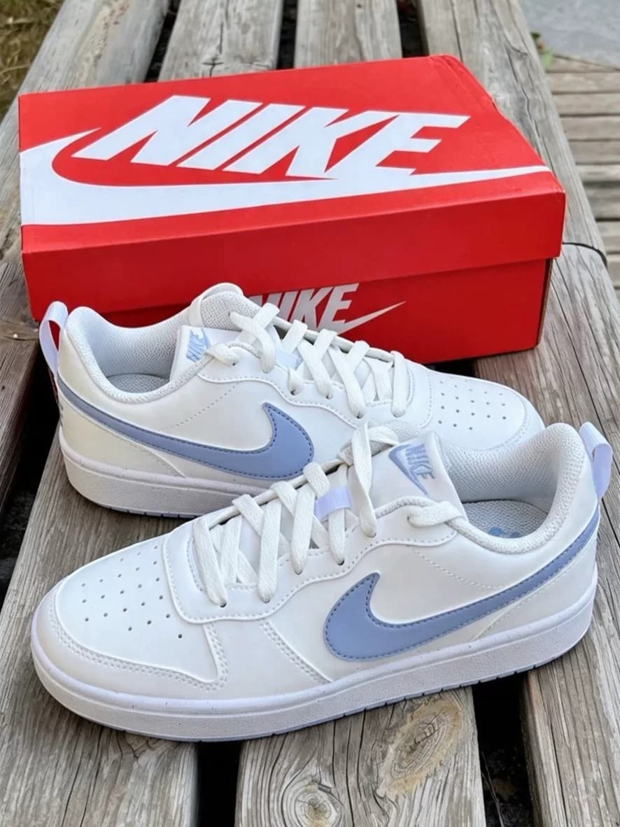 #Nike (устраняющий утечки в обычных магазинах и на прилавках) работает медленно!Кроссовки Nike Nike Court сине-белые