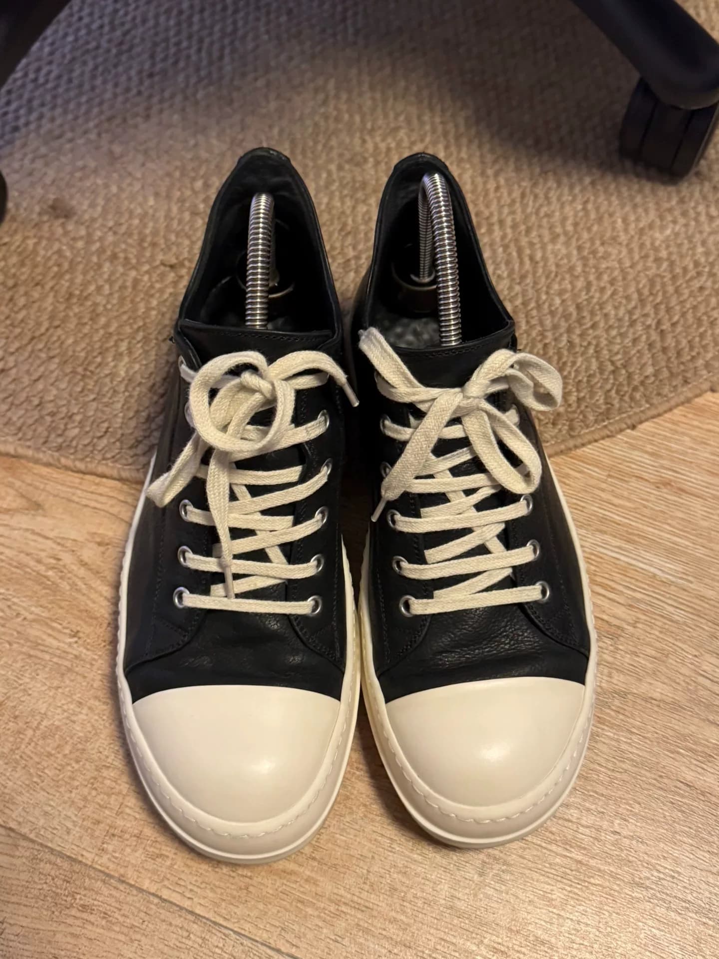 Можно носить конверсы из воловьей кожи основной линии Rick Owens 40 размера 40-41