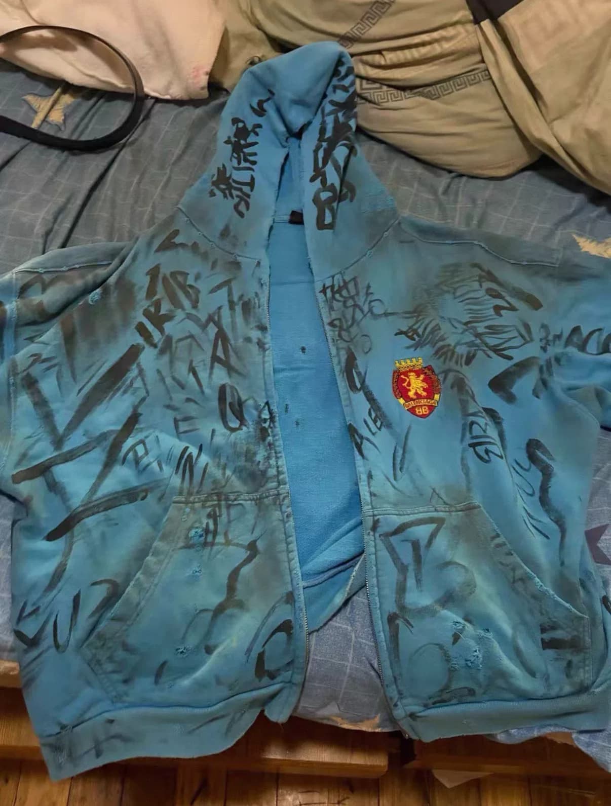 Синяя толстовка с капюшоном от Green water club balenciaga Manchester United xs wear 3 стирка 0