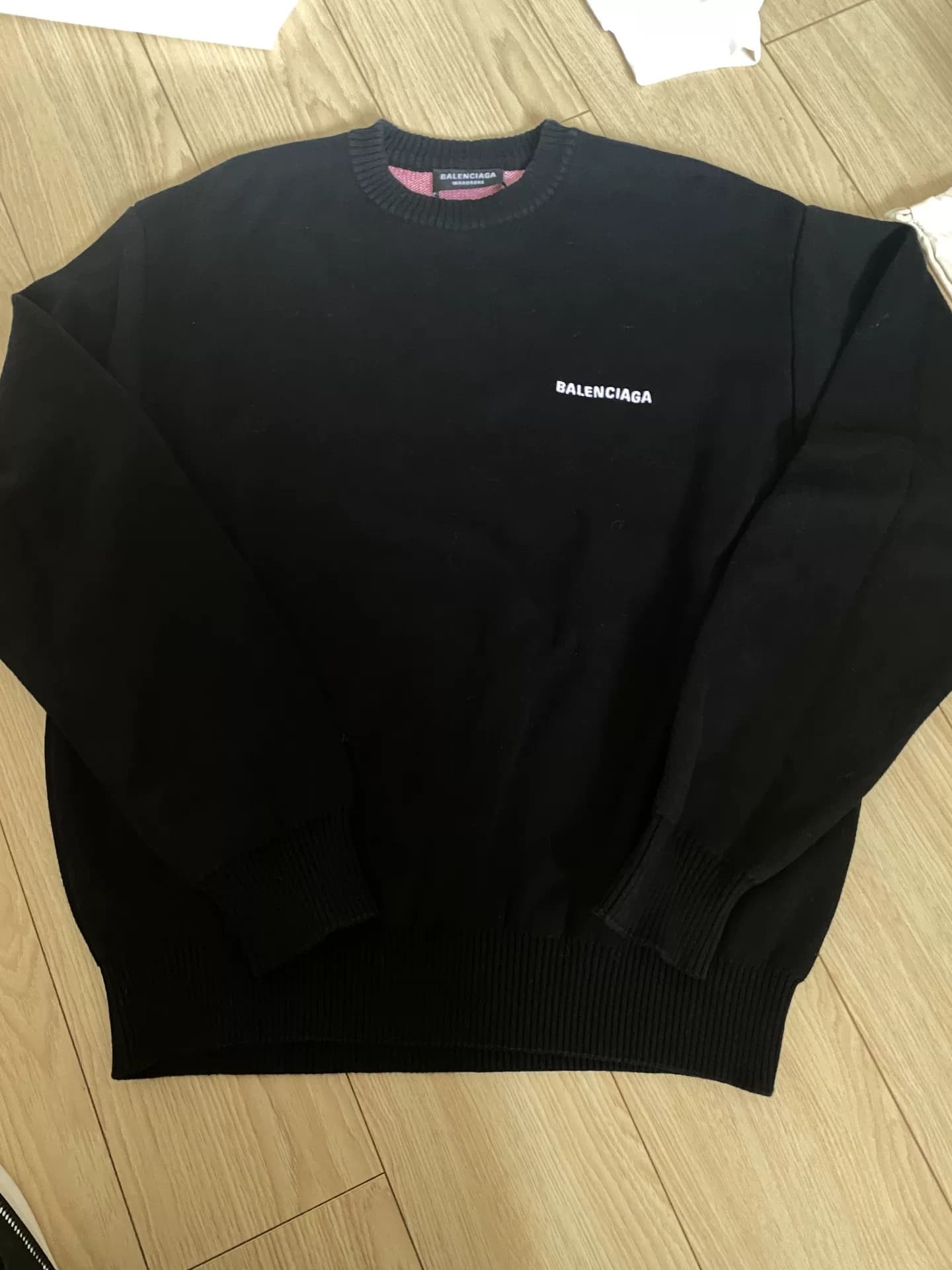 Свитер Balenciaga, лучший цвет, размер xs, одинаковый фасон для мужчин и женщин