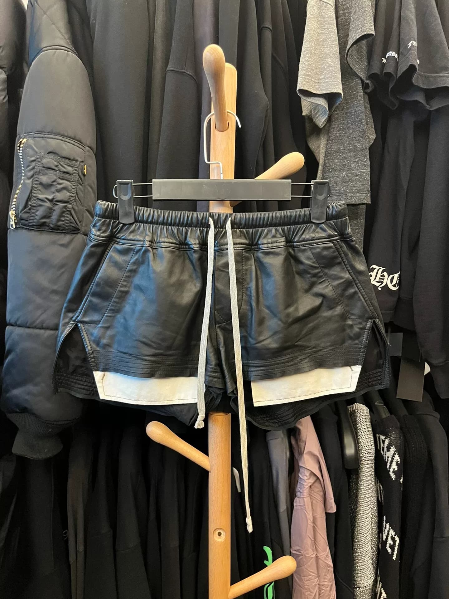 Боксеры Rick Owens 22fw main line из овечьей кожи с маслом и воском, короткие