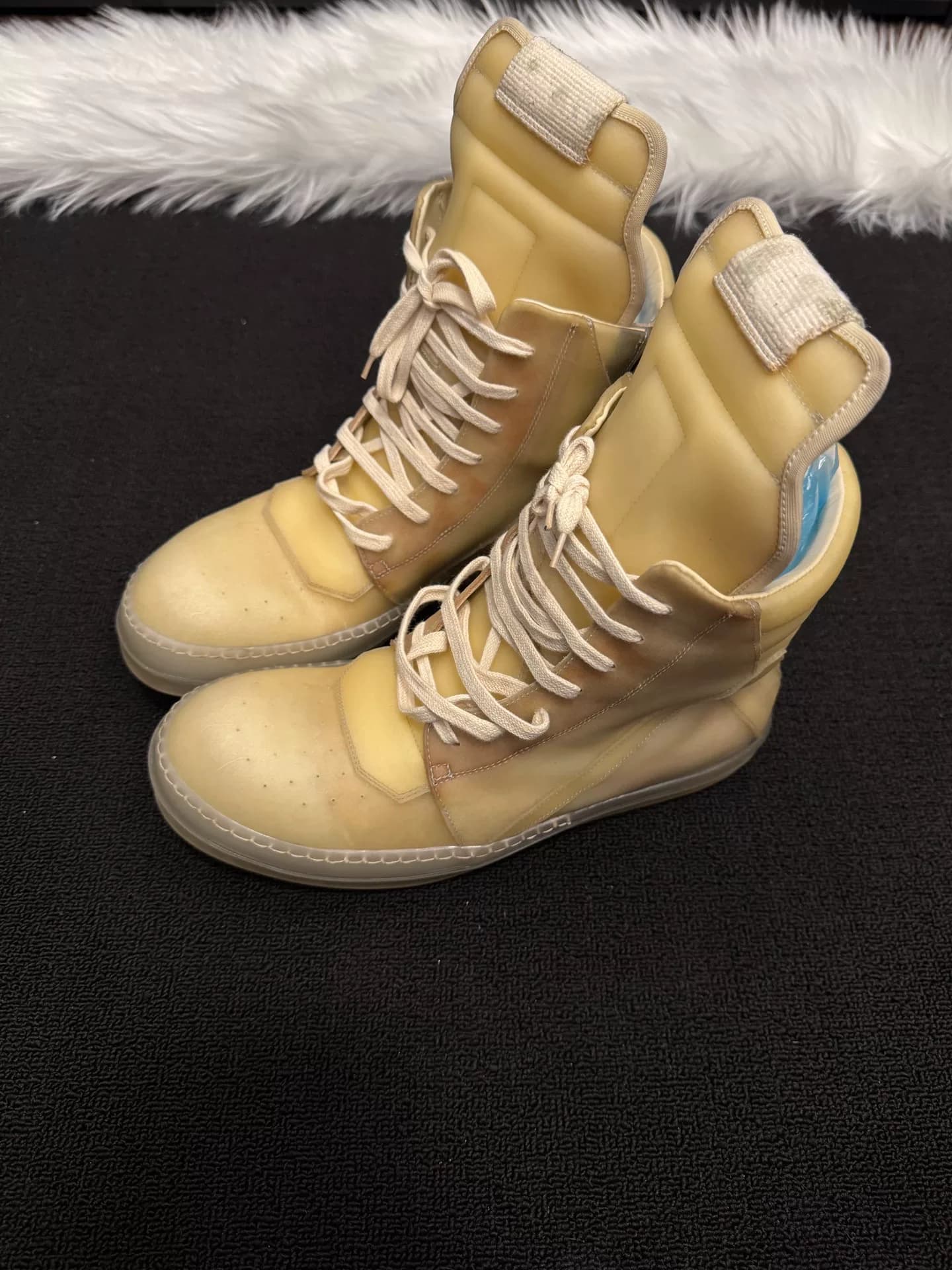 Rick owens main line ghost перевернутый треугольник длиной 41 ярд - очень редкая модель, которая сейчас продается