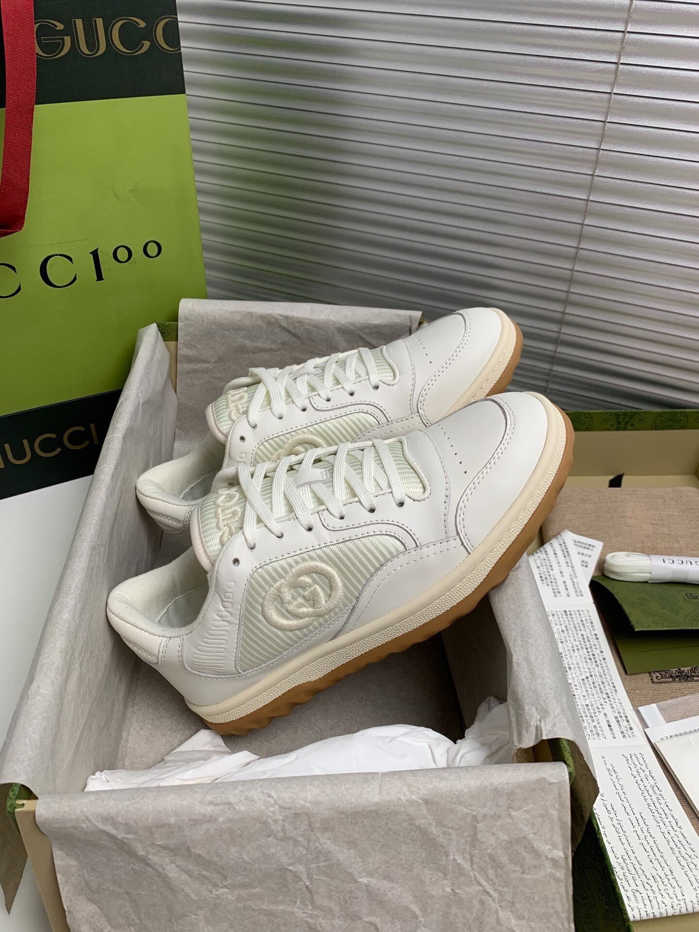 Белые туфли GUCCI Gucci MAC80, классические и универсальные, одинакового стиля для мужчин и женщин, доступны в любое время года
