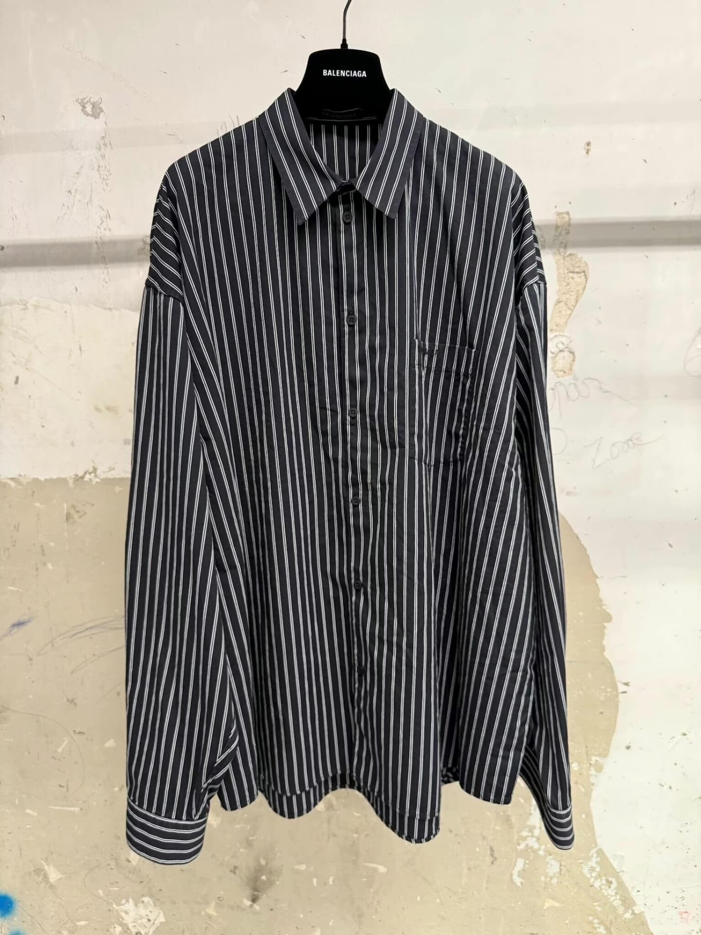Двухслойная рубашка с вышивкой Balenciaga