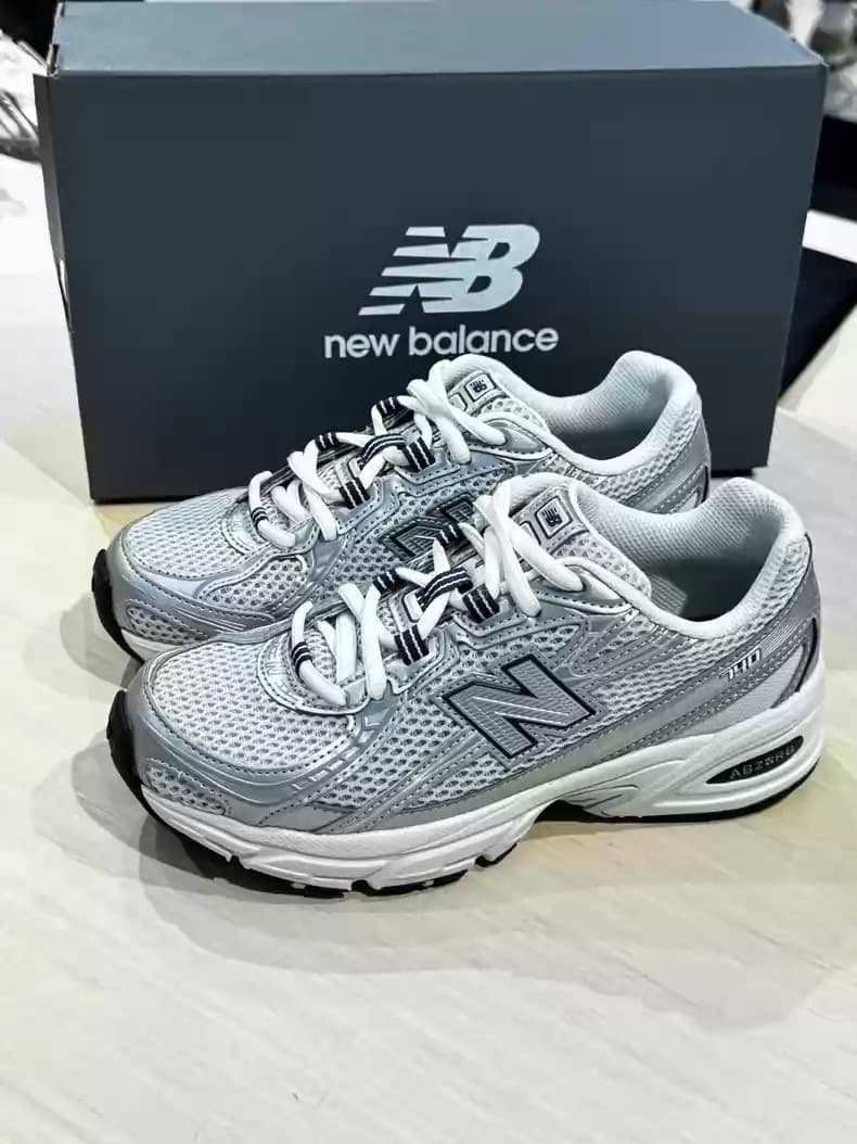 Совершенно новый высококачественный оригинальный New Balance New Balance U740G