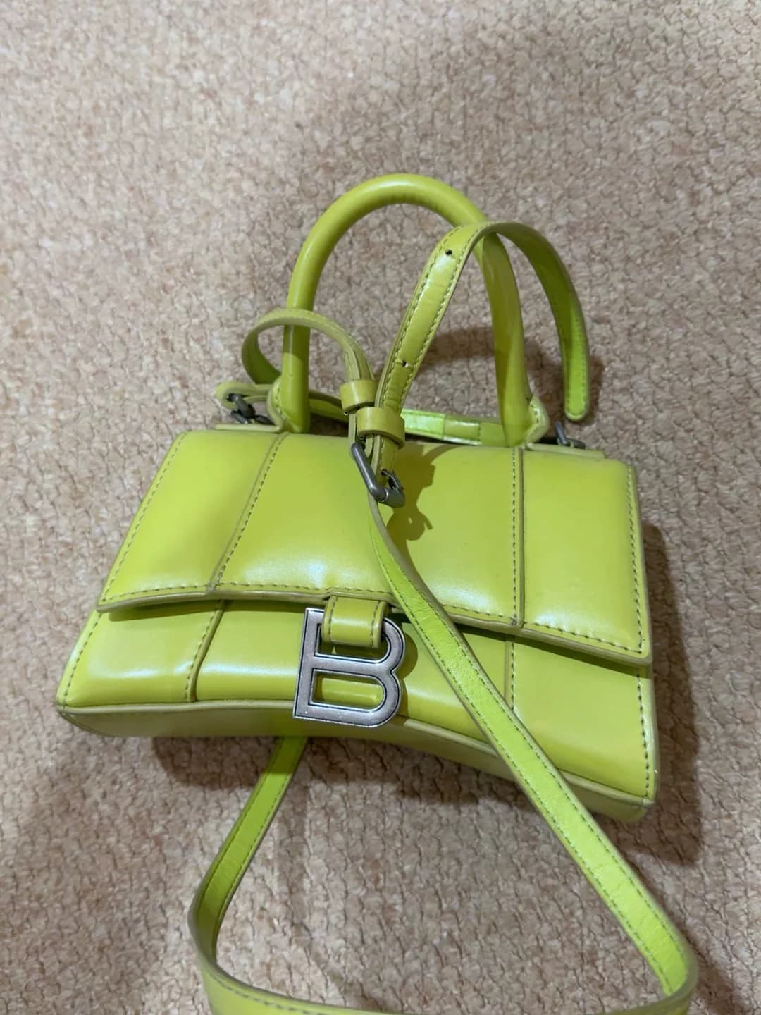 Сумка для песочных часов Balenciaga Balenciaga Hourglass